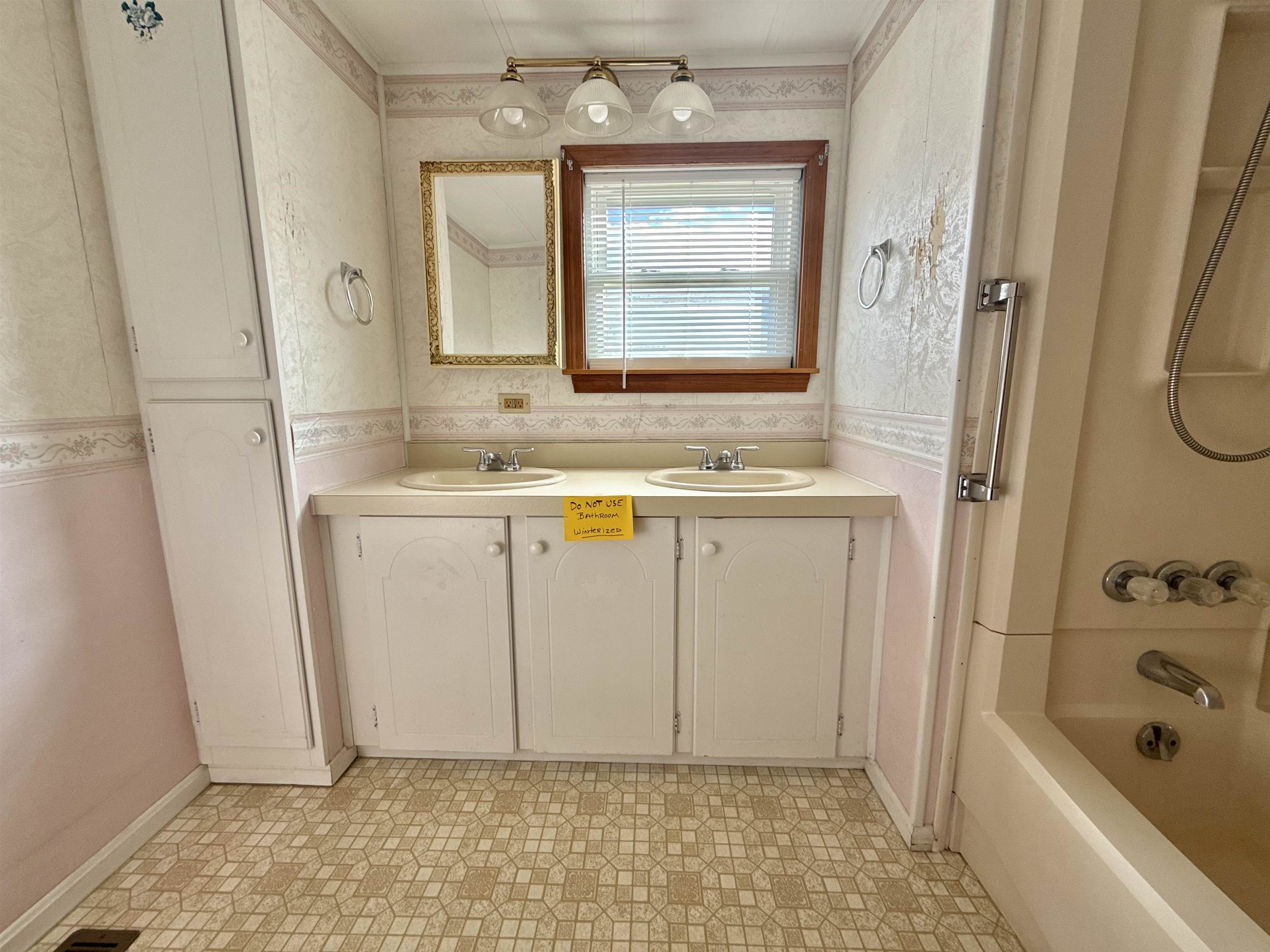 81 Crampton Road Property Photo 15