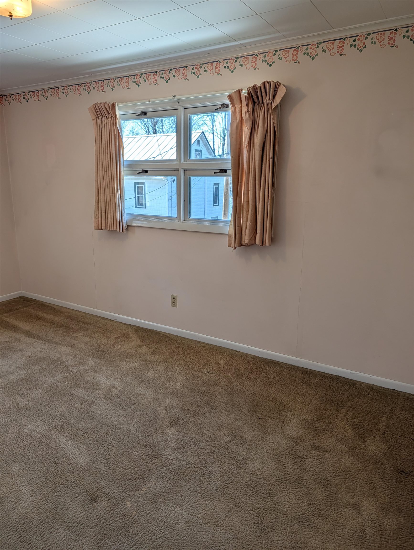 10 Jay Street Property Photo 14