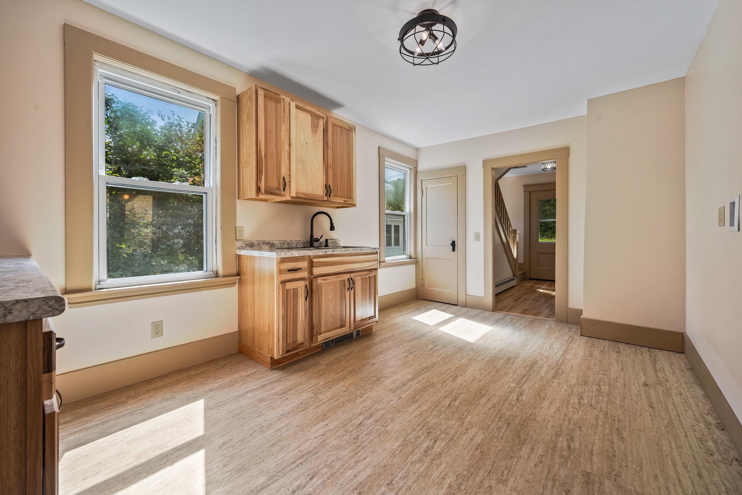 484 First Avenue Property Photo 2