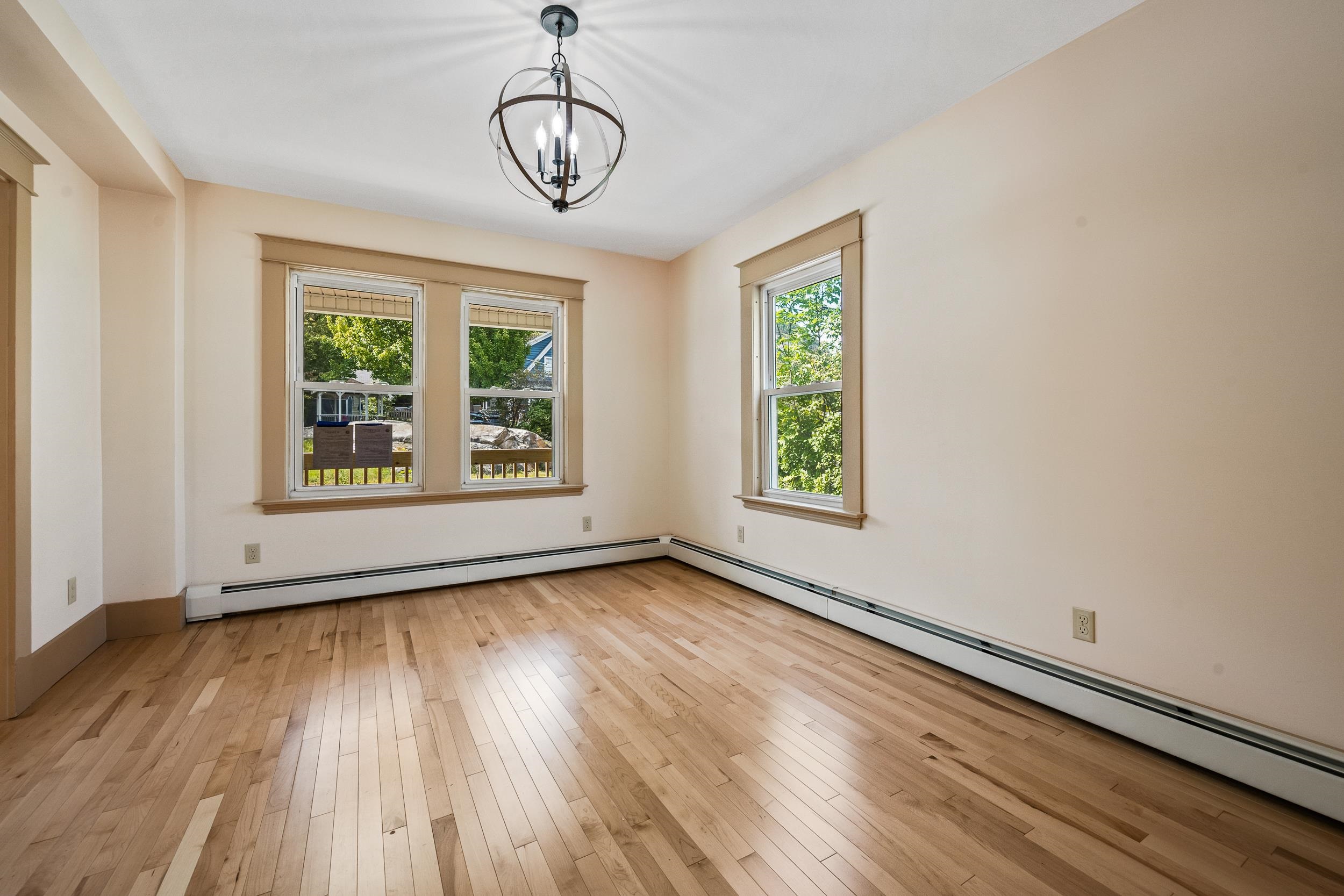 484 First Avenue Property Photo 9