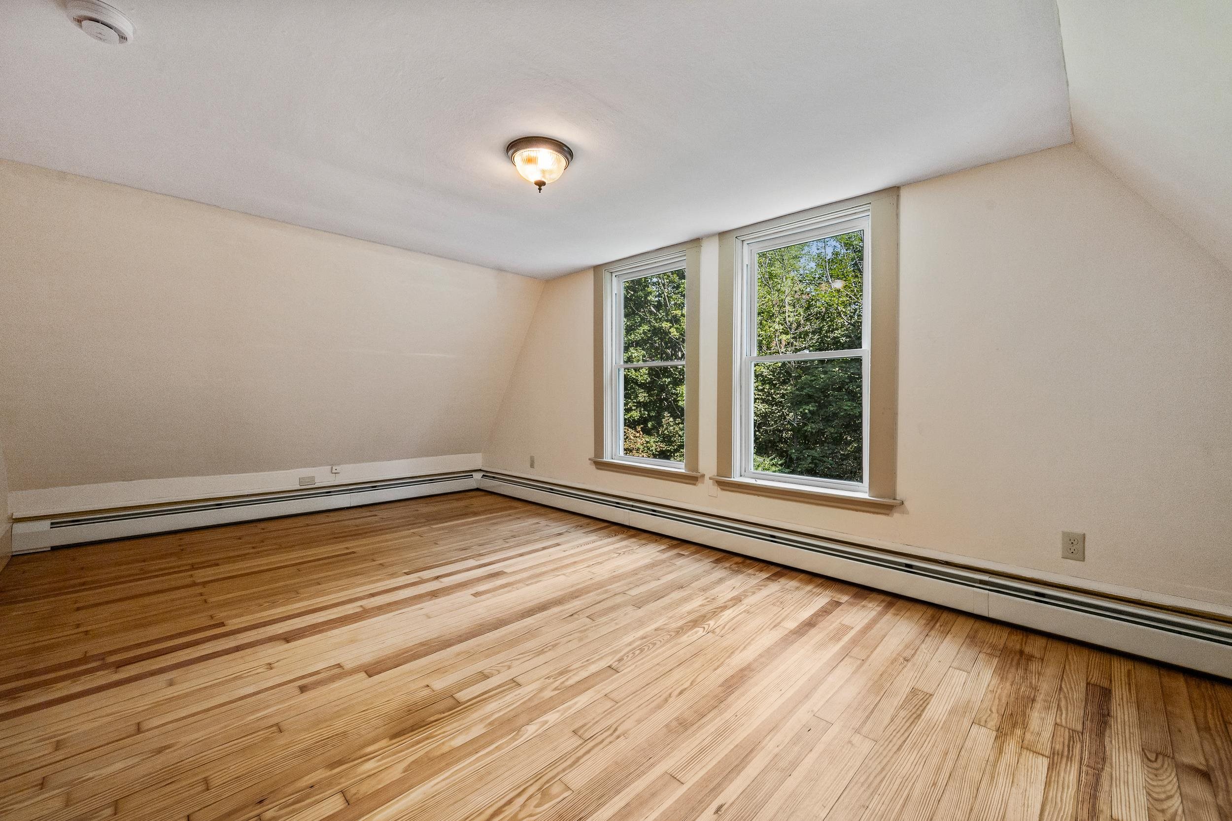 484 First Avenue Property Photo 17