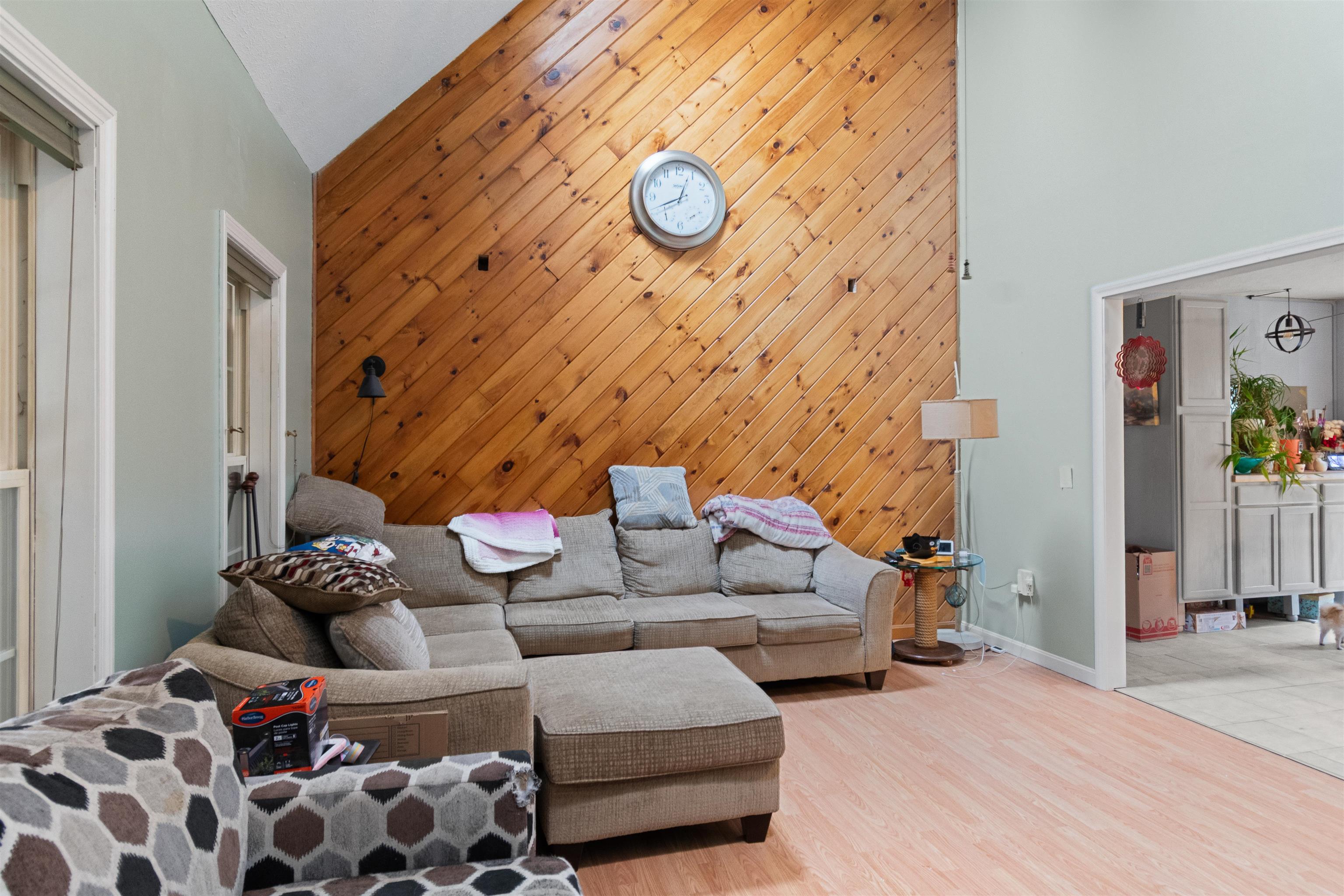 15 Deer Run Property Photo 6