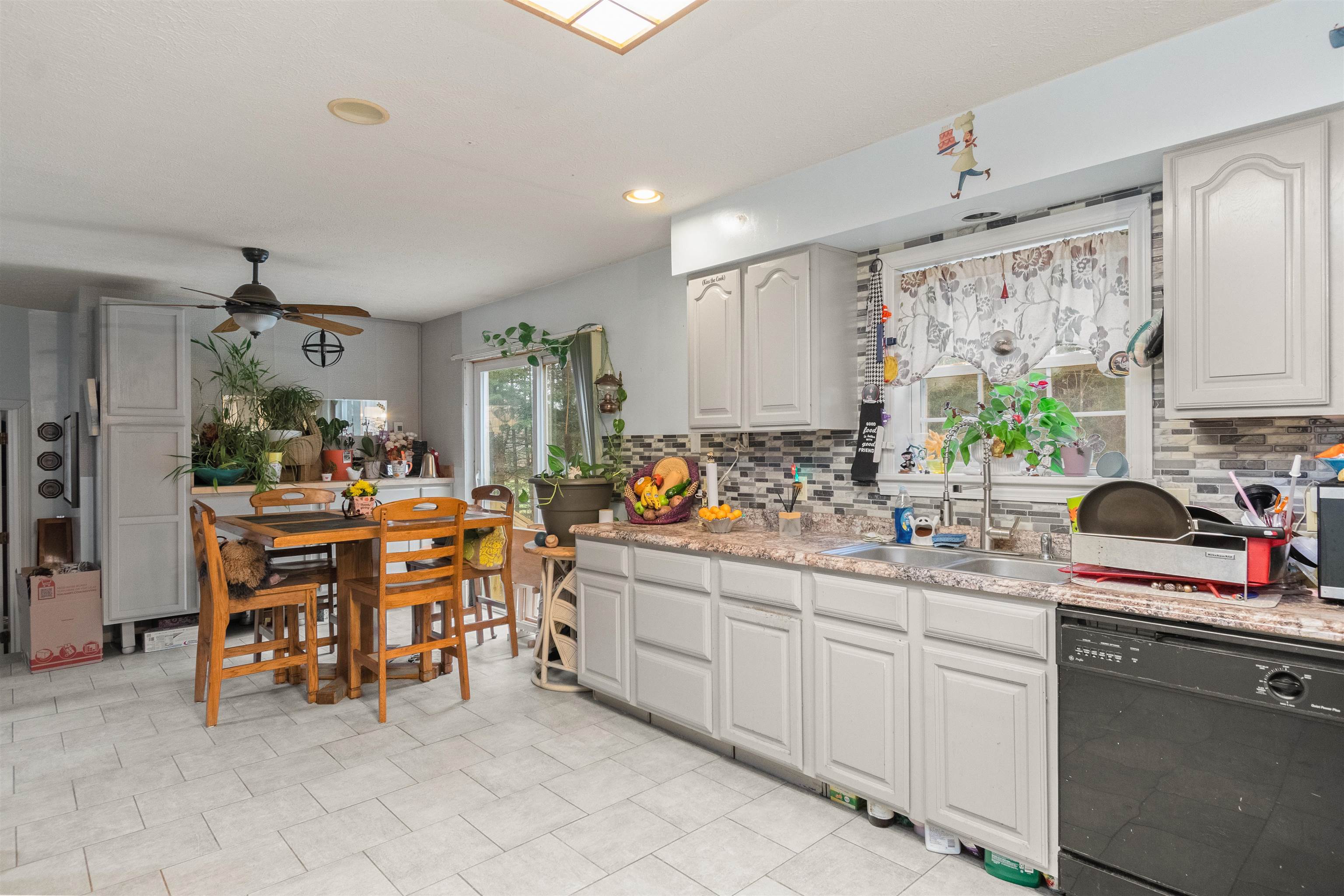 15 Deer Run Property Photo 14