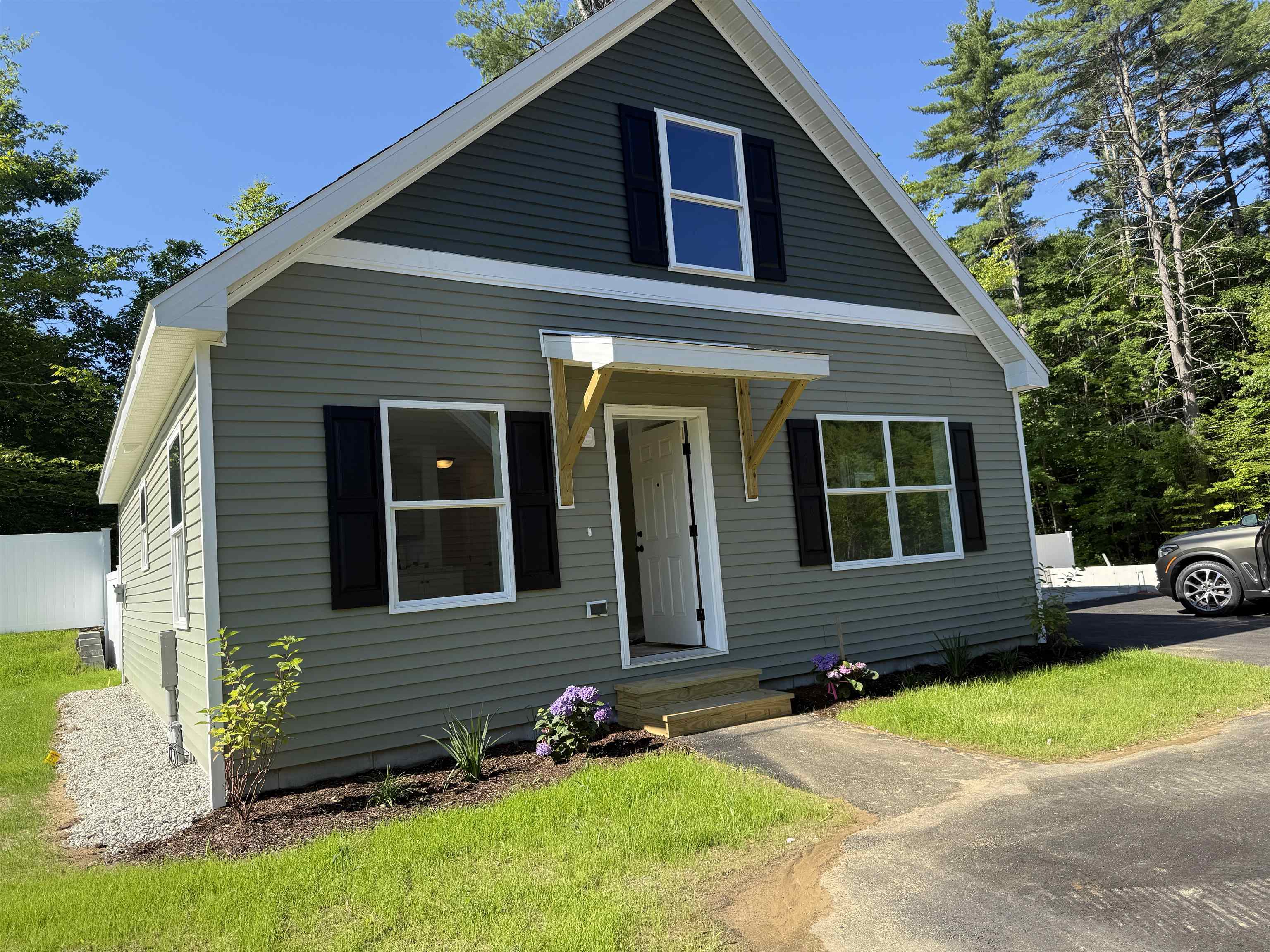 27b Woodland Way Property Photo 2