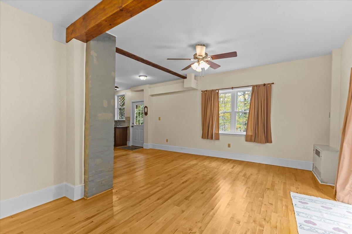 15 Kent Street Property Photo 41