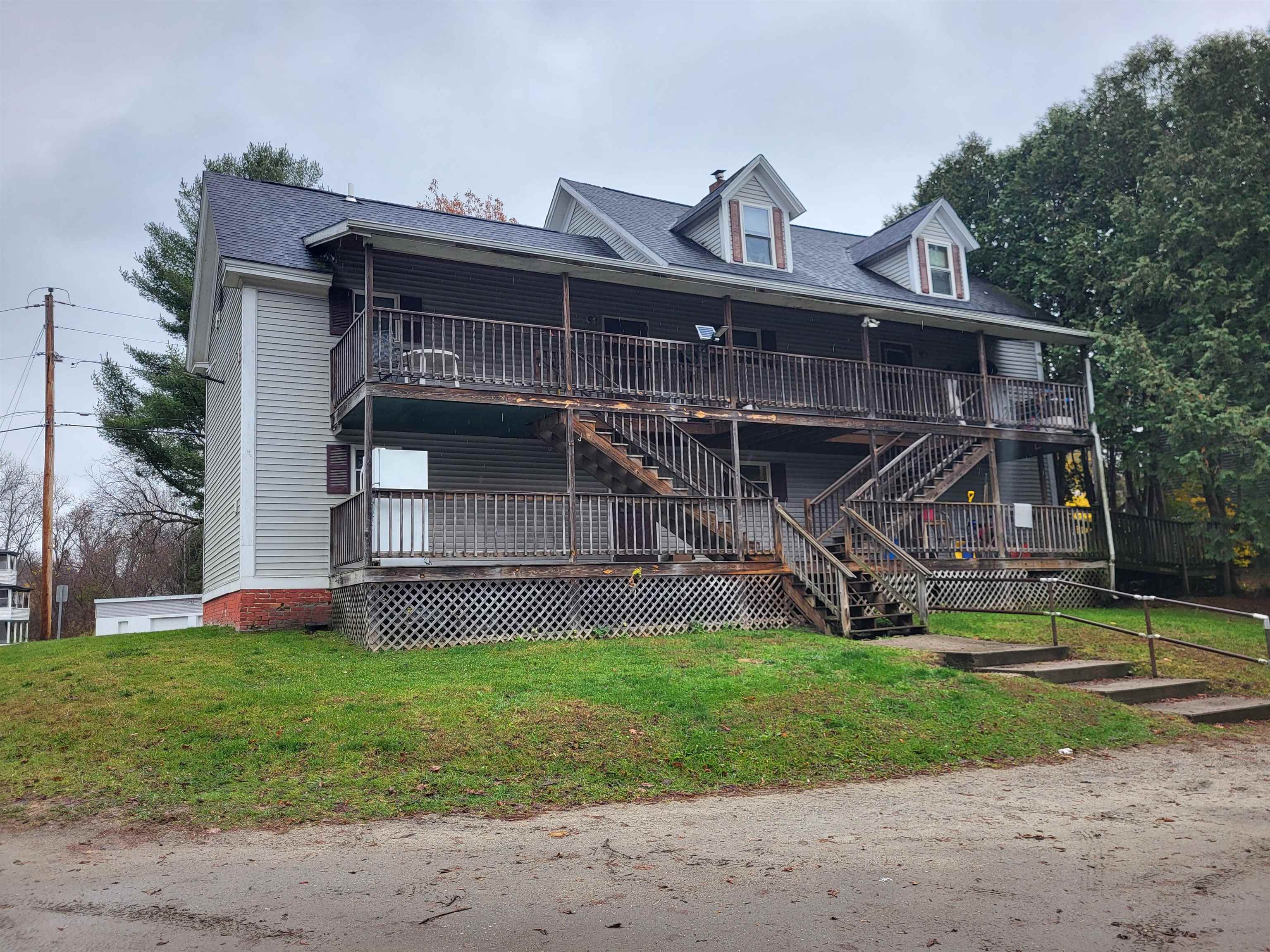 129 Elm Street Property Photo 22
