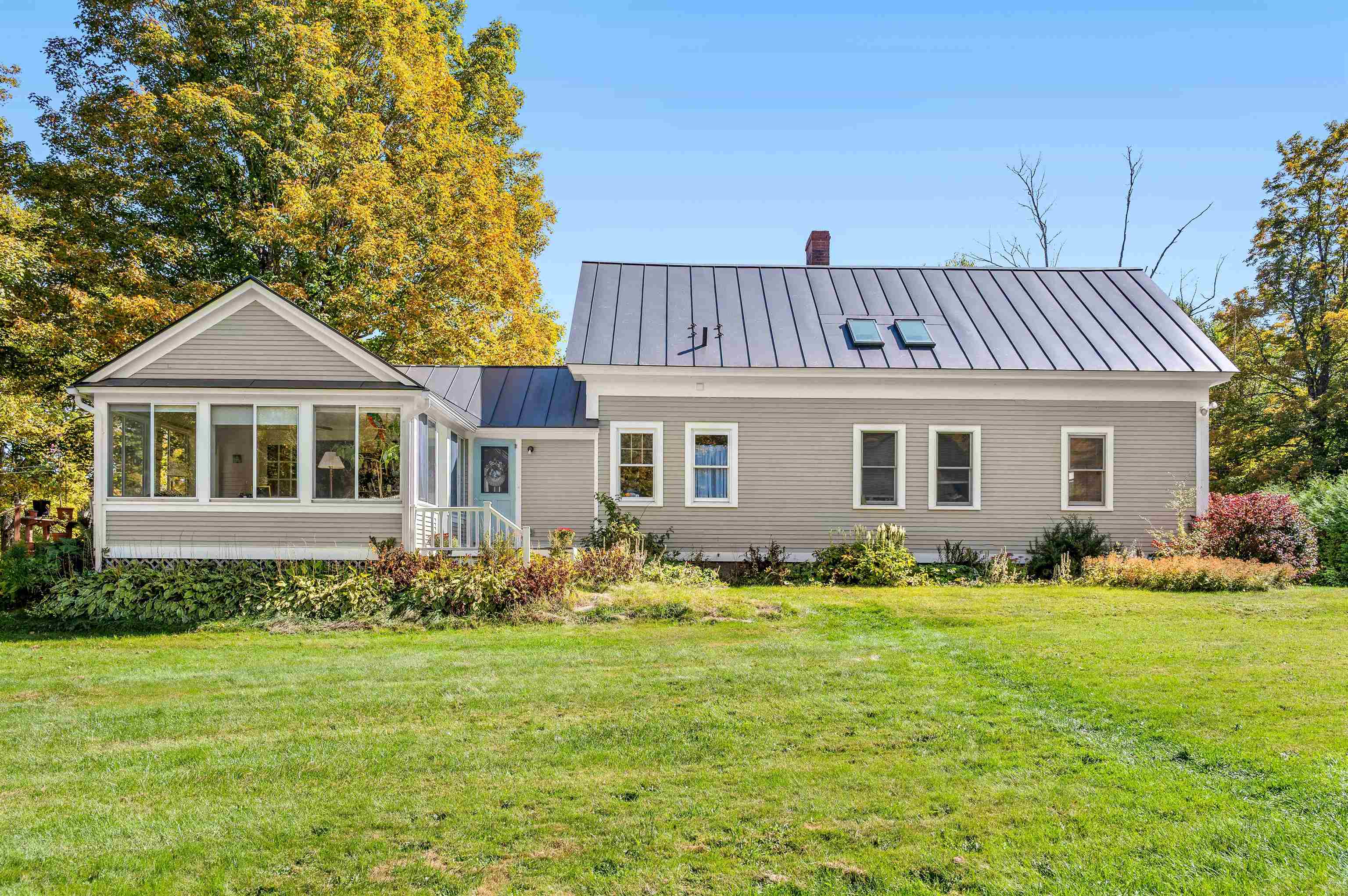 3821 Cabot Road Property Photo 2