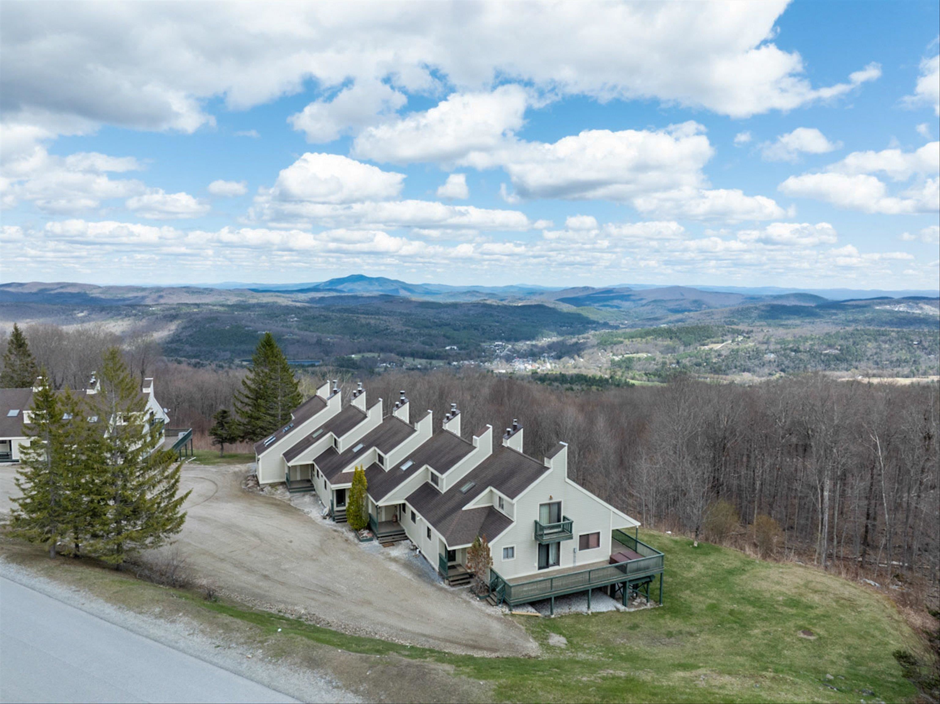 101 Okemo Trailside Extension Property Photo 26