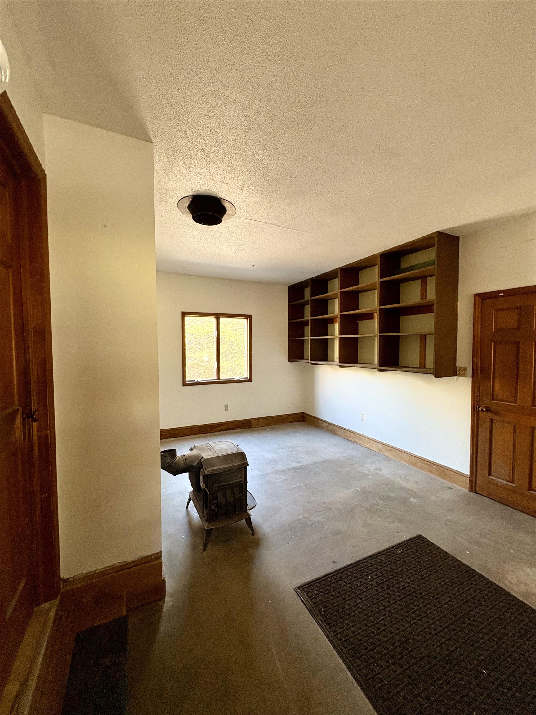 150 Swift Street Property Photo 9