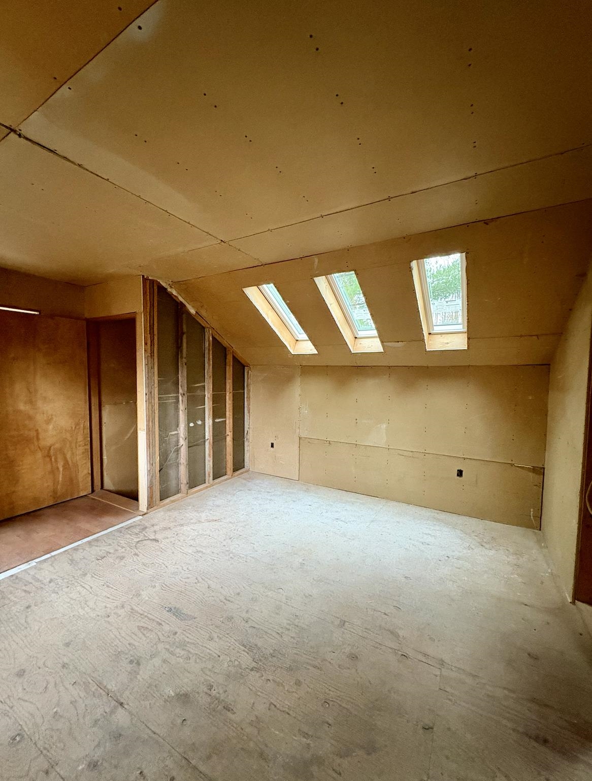 150 Swift Street Property Photo 46