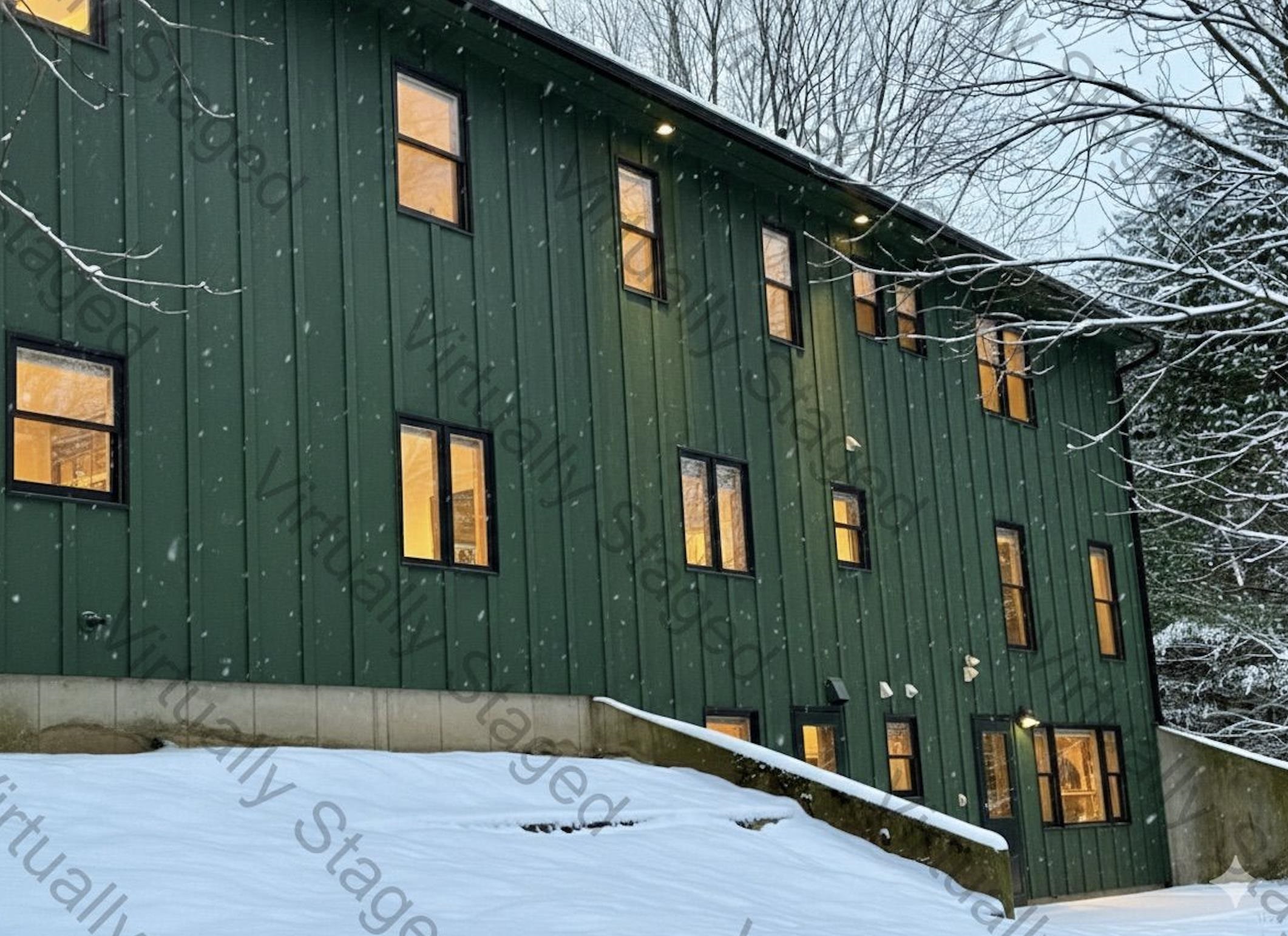 150 Swift Street Property Photo 53