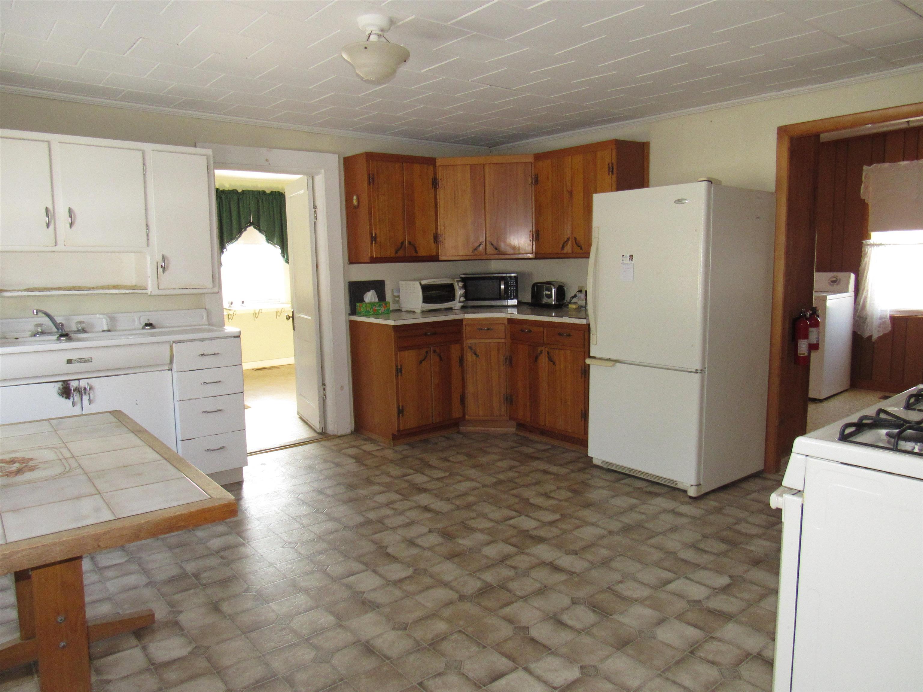 4472 Route 14 North Property Photo 17