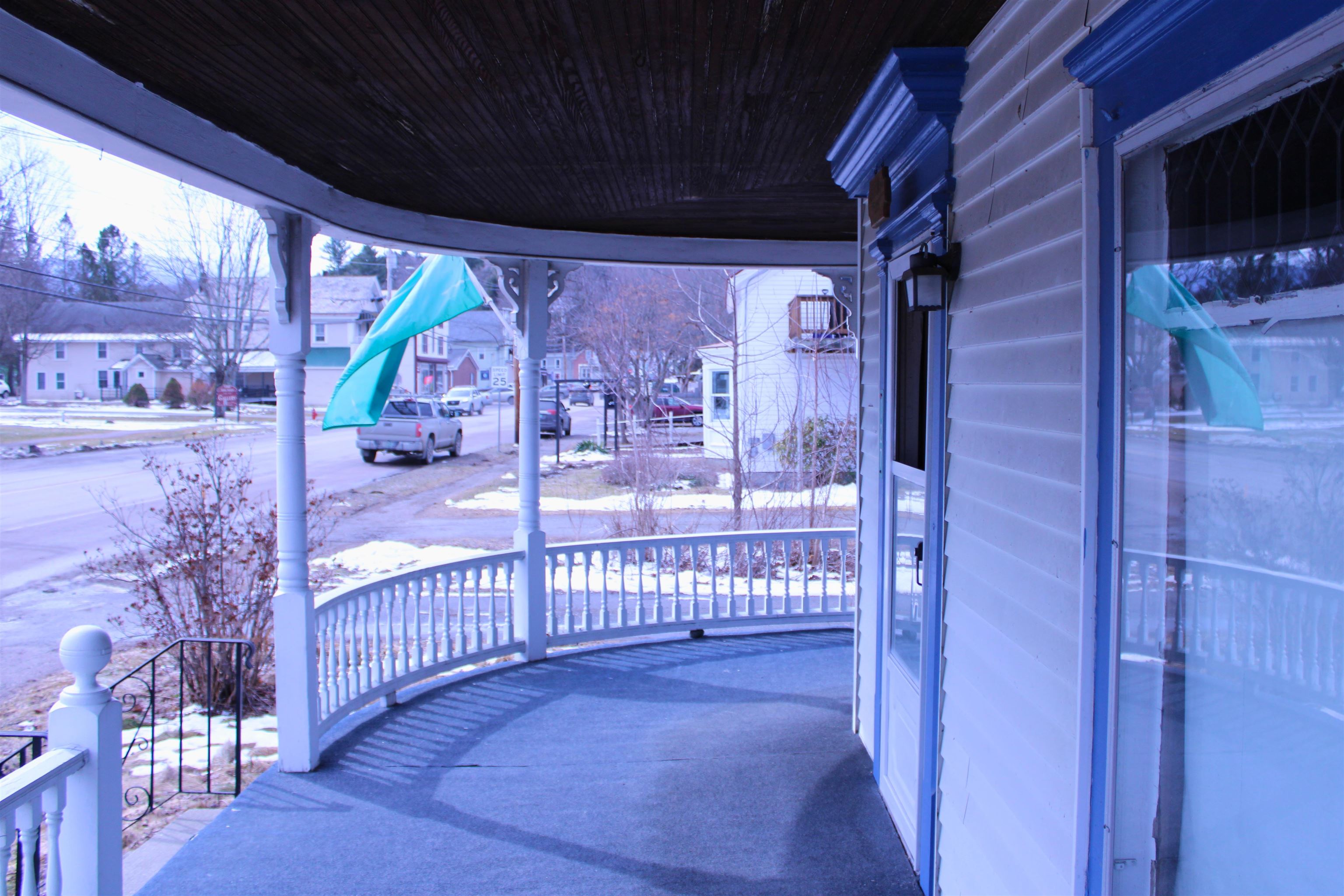 127 Main Street Property Photo 9