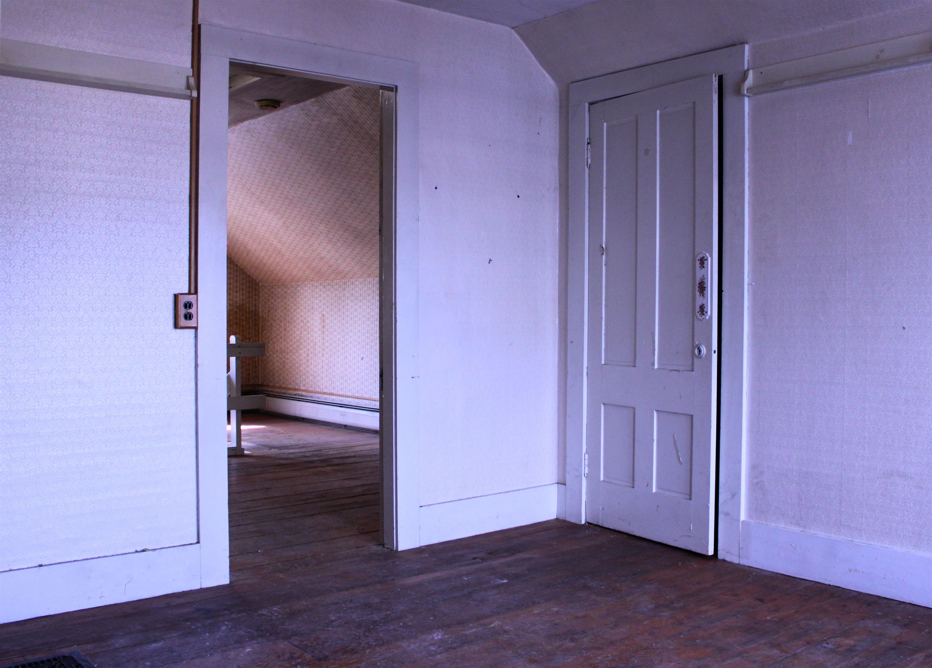 127 Main Street Property Photo 34