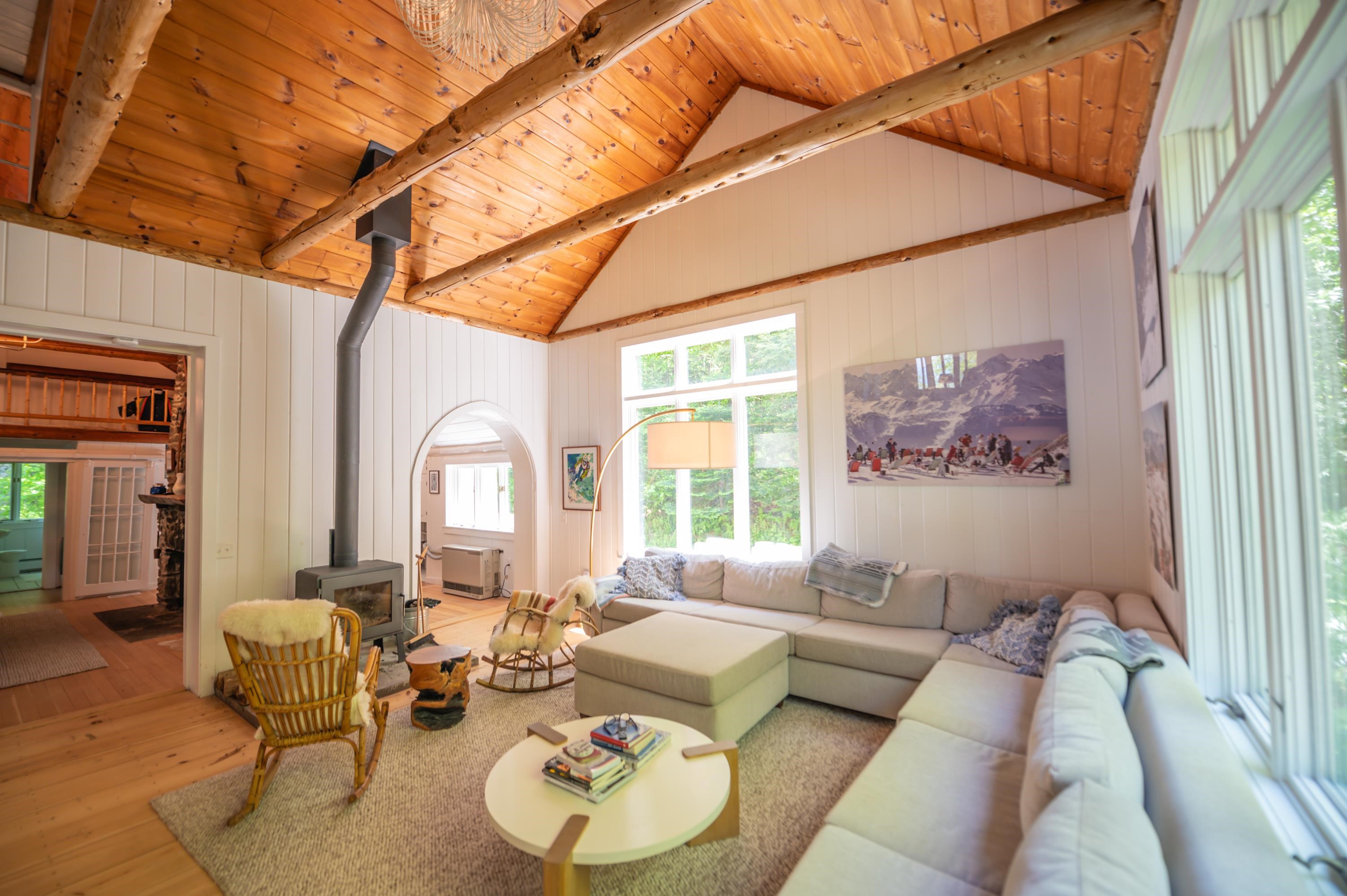 197 Lake Raponda Road Property Photo 8