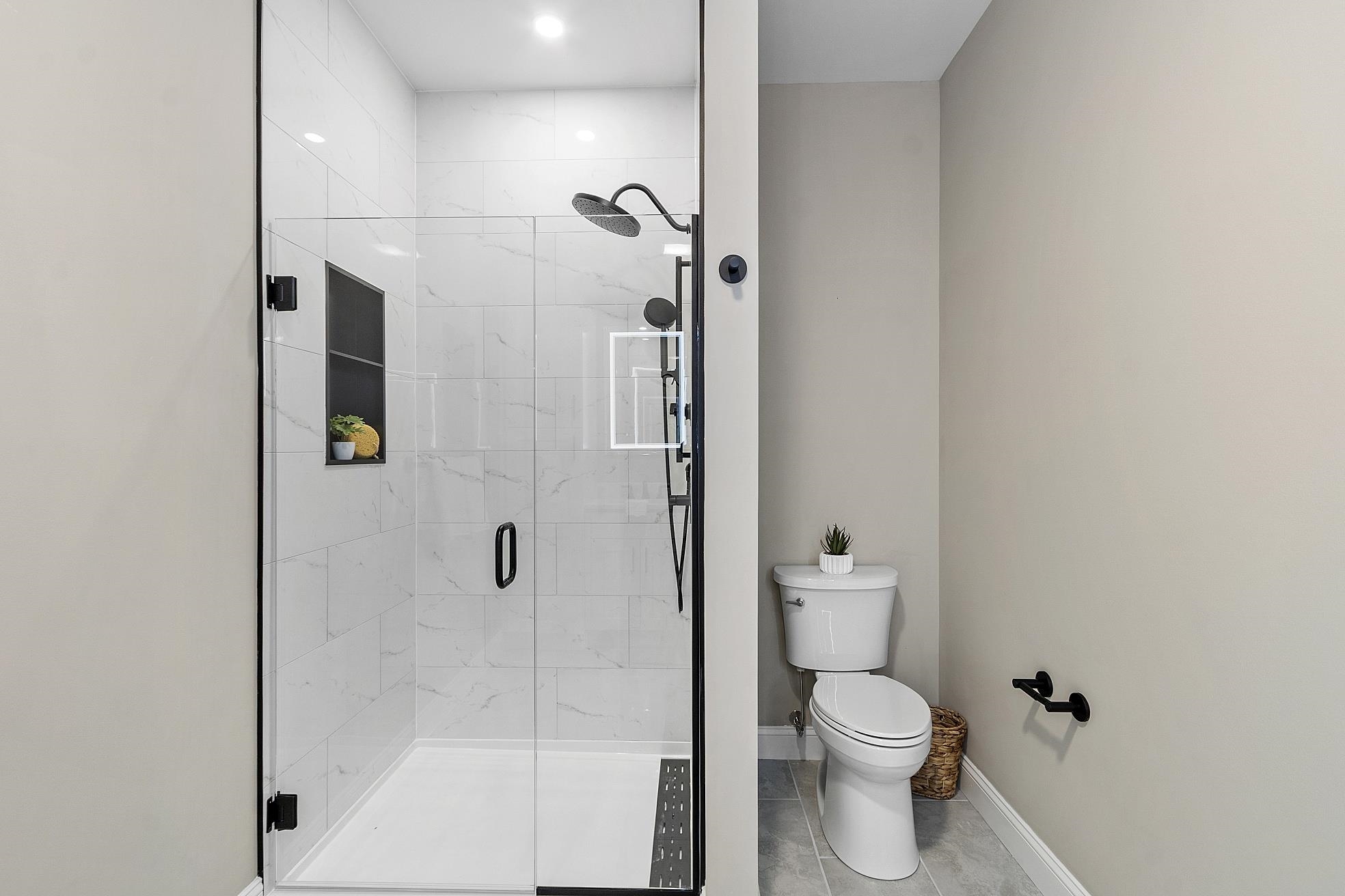 10100 S Willow Street Property Photo 28