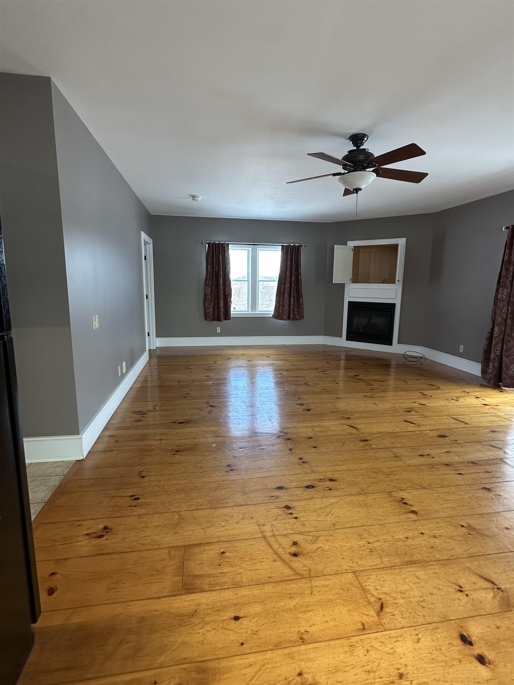 2112 Middle Road Property Photo 41