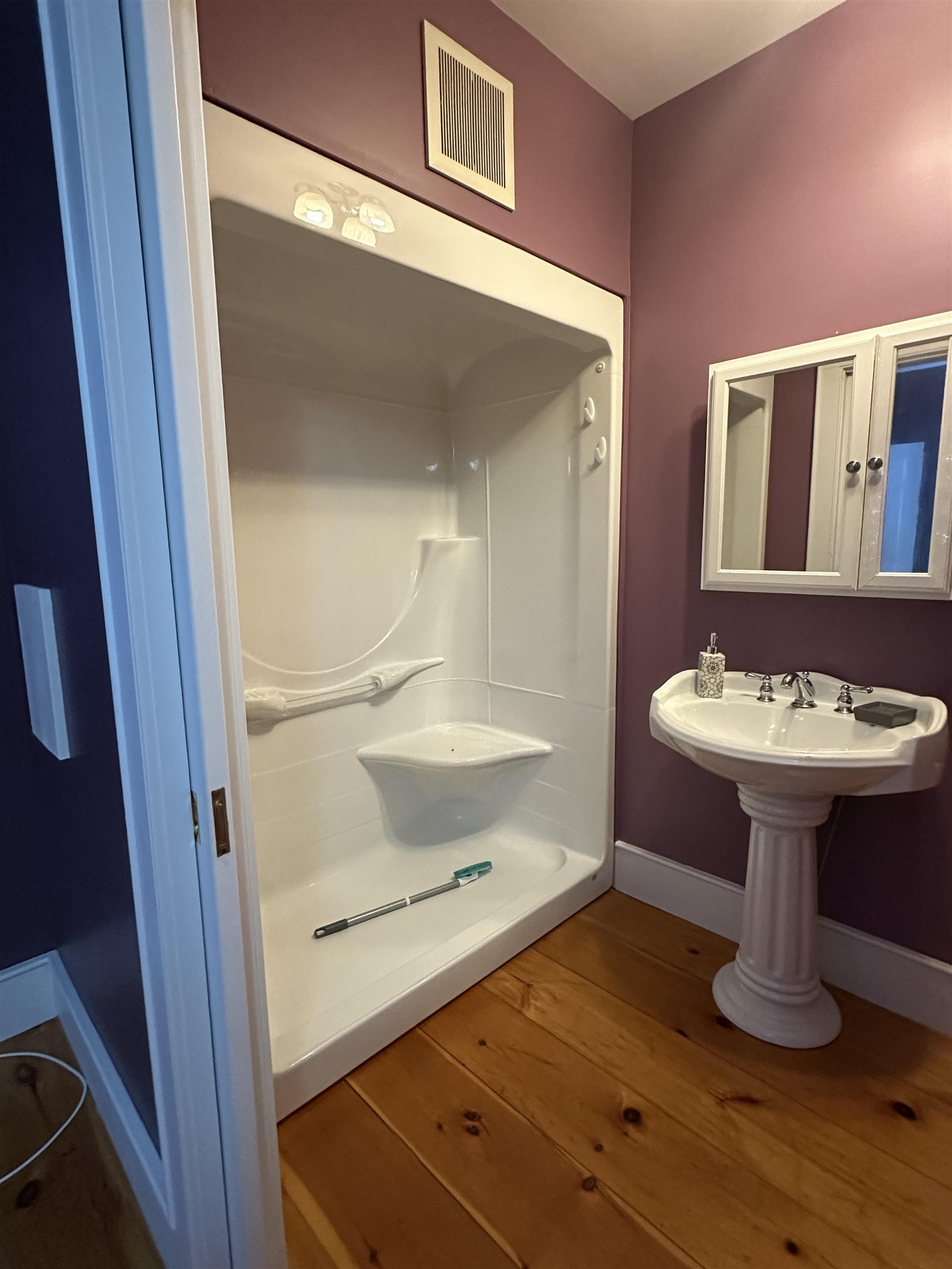2112 Middle Road Property Photo 47
