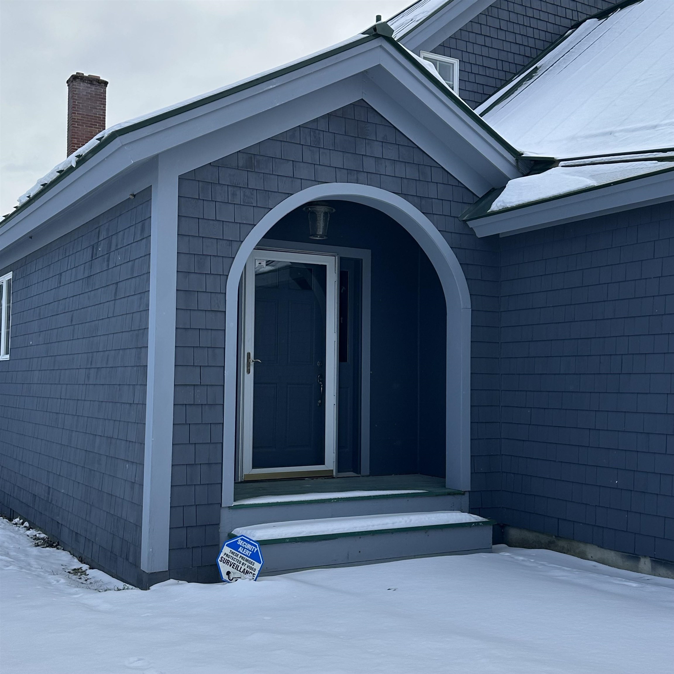 2112 Middle Road Property Photo 57