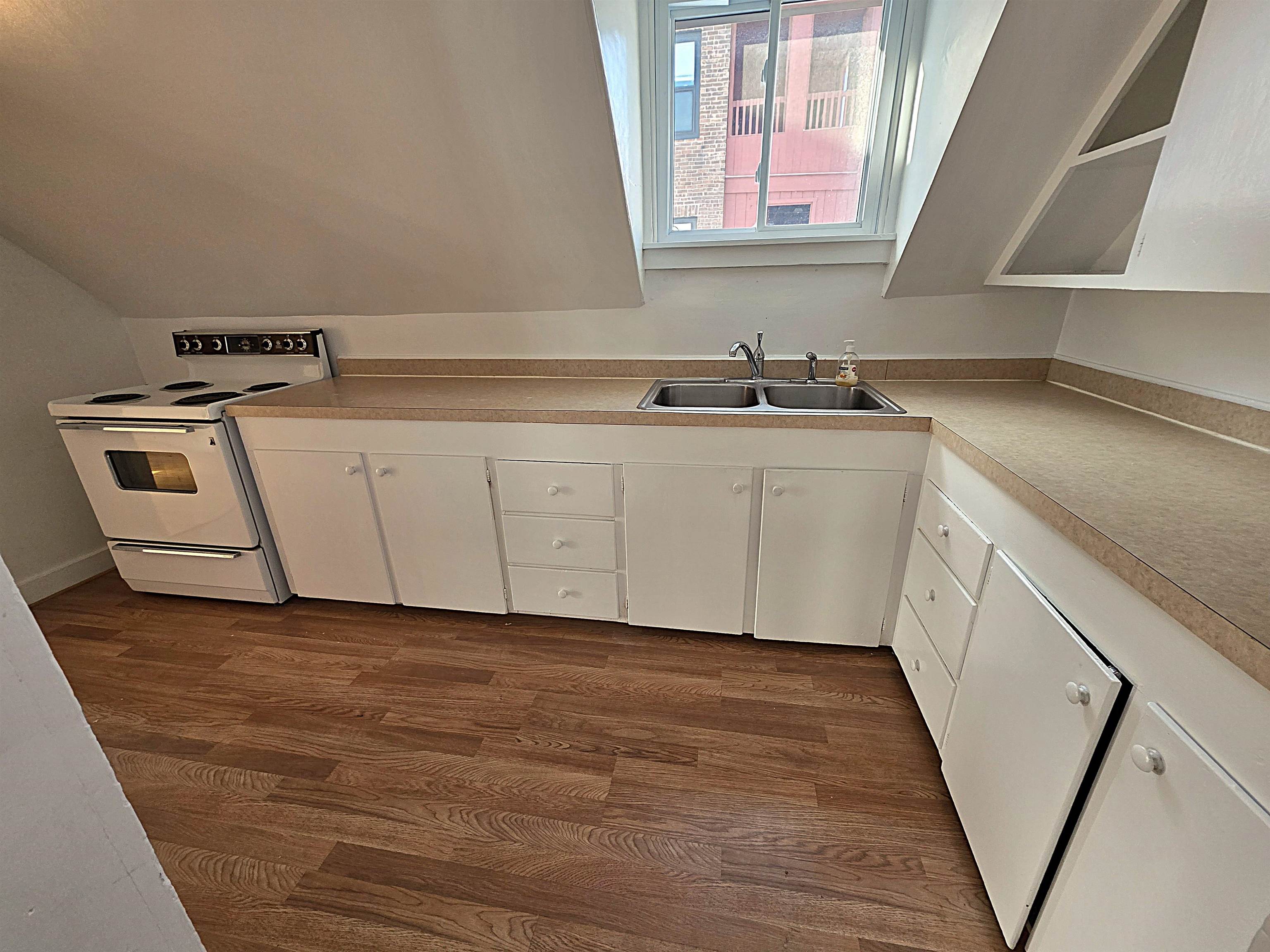 31 Granite Street Property Photo 29