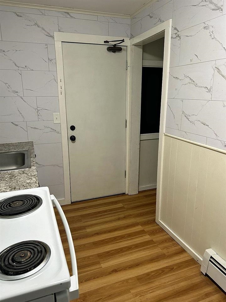 9 River Street Property Photo 4