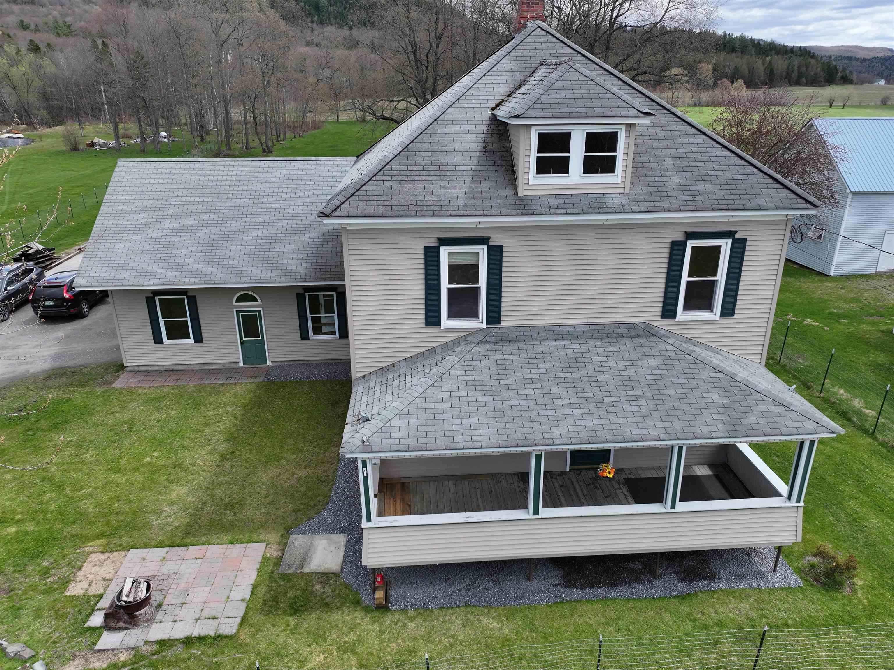 220 Hall Stream Road Property Photo 1