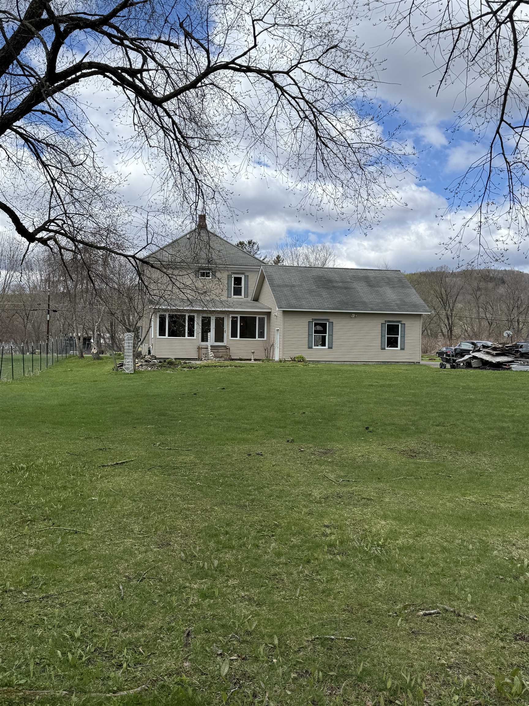 220 Hall Stream Road Property Photo 8