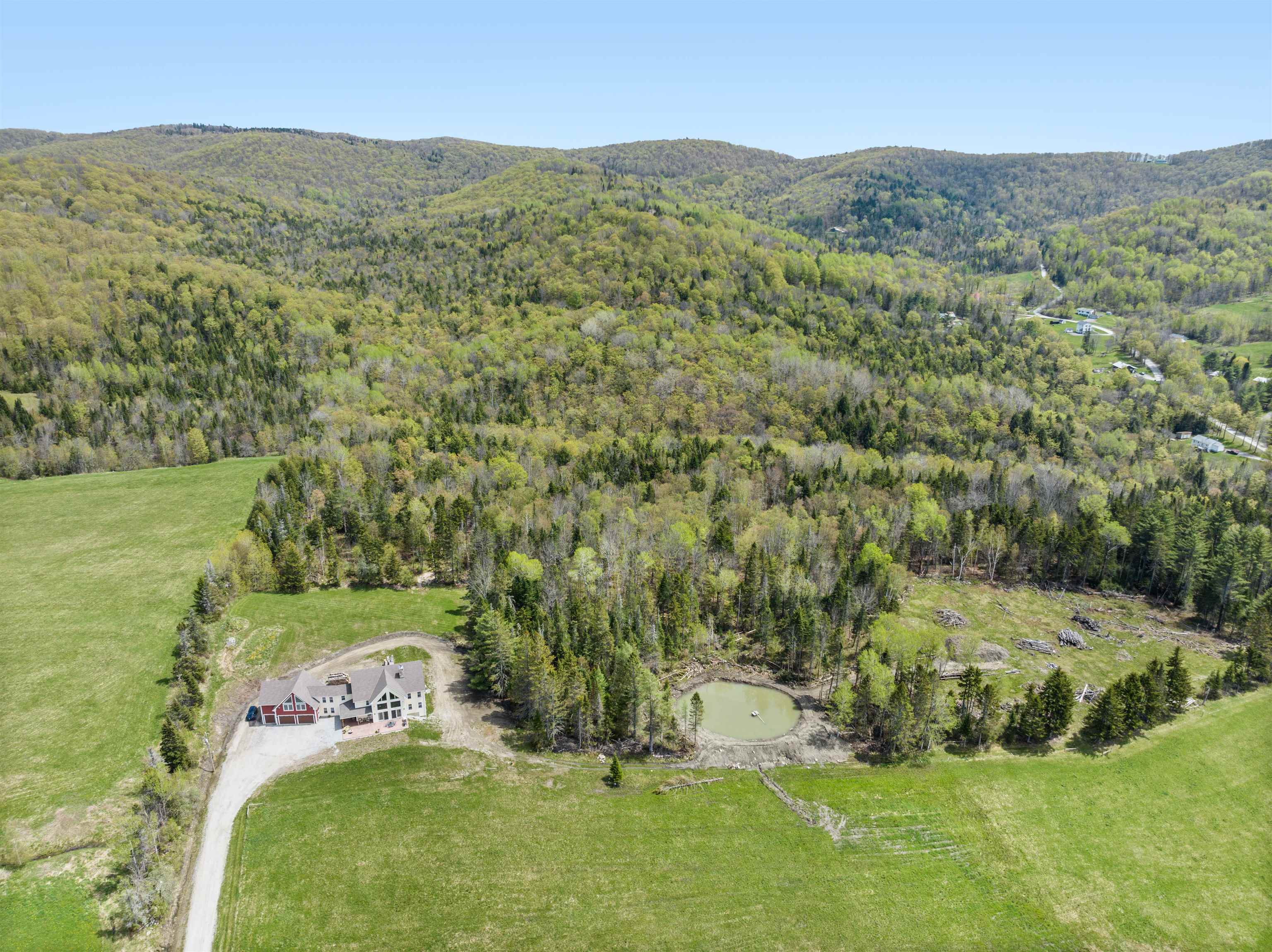 344 & 183 Morrie Road Property Photo 14