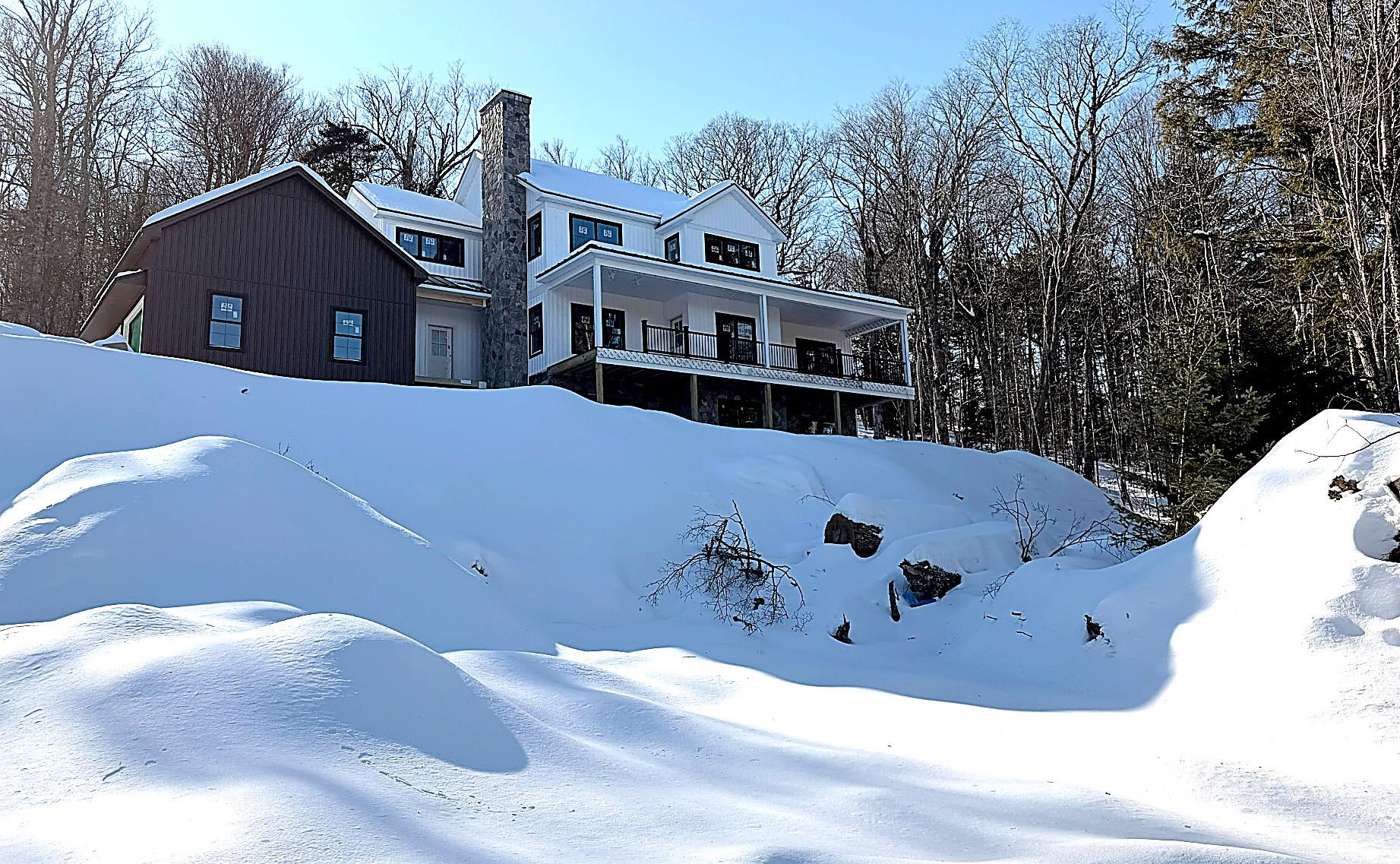 286 Coldbrook Road Property Photo 2