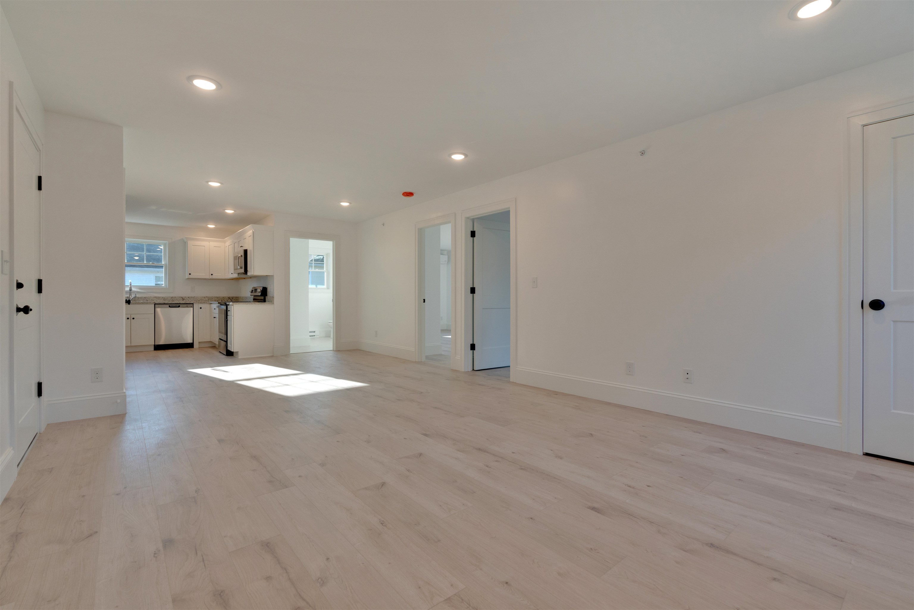 2 Cape Coral Way Property Photo 7