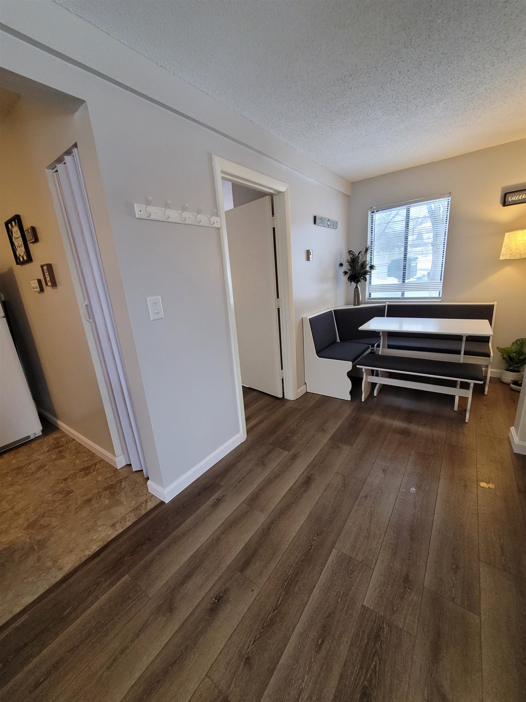 9 Treetop Circle Property Photo 12