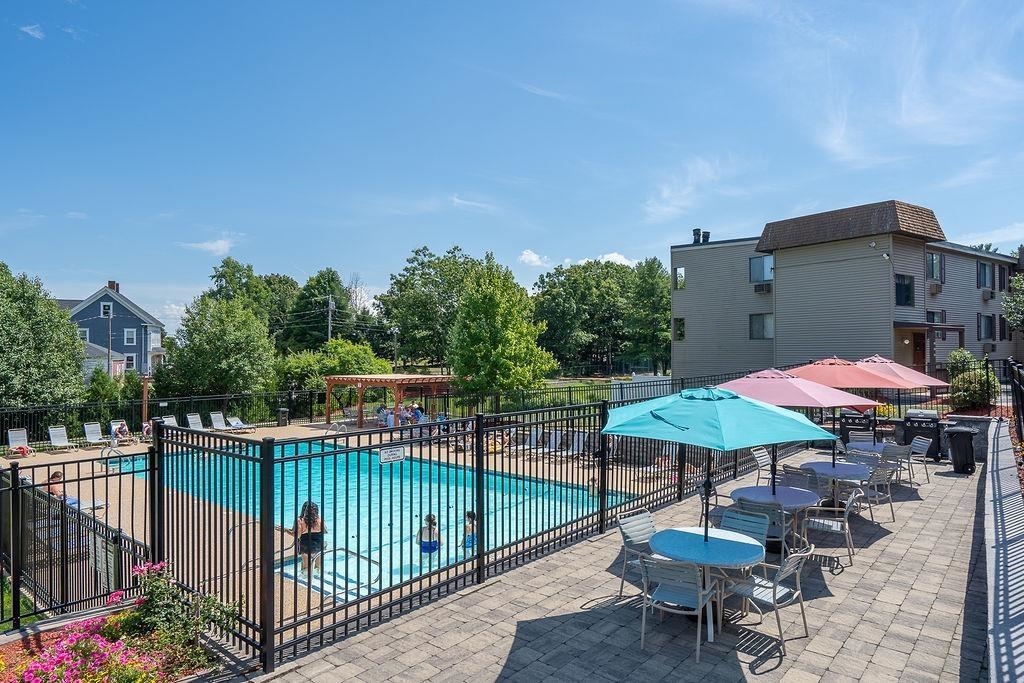 9 Treetop Circle Property Photo 25