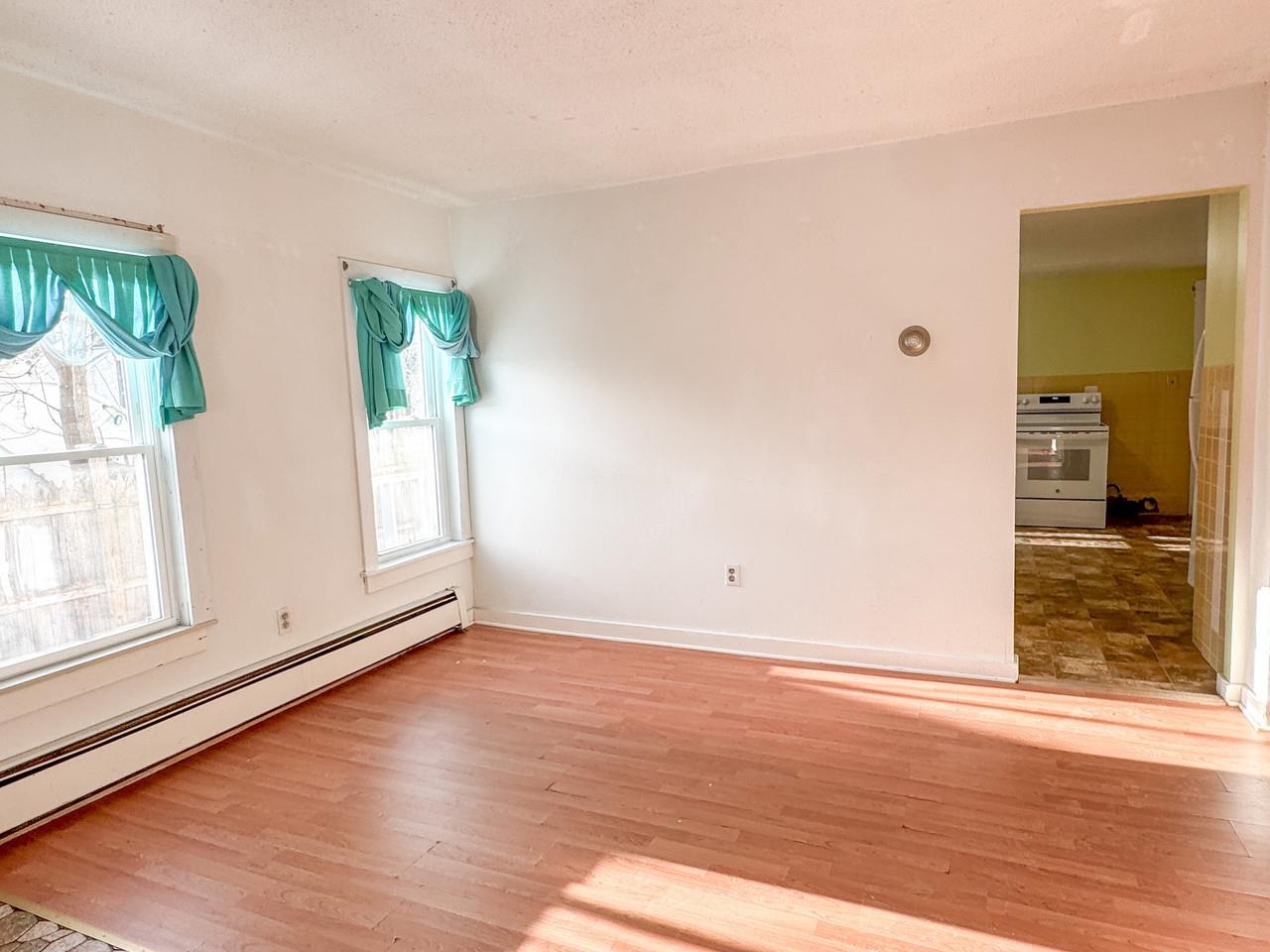 37 Drew Street Property Photo 4