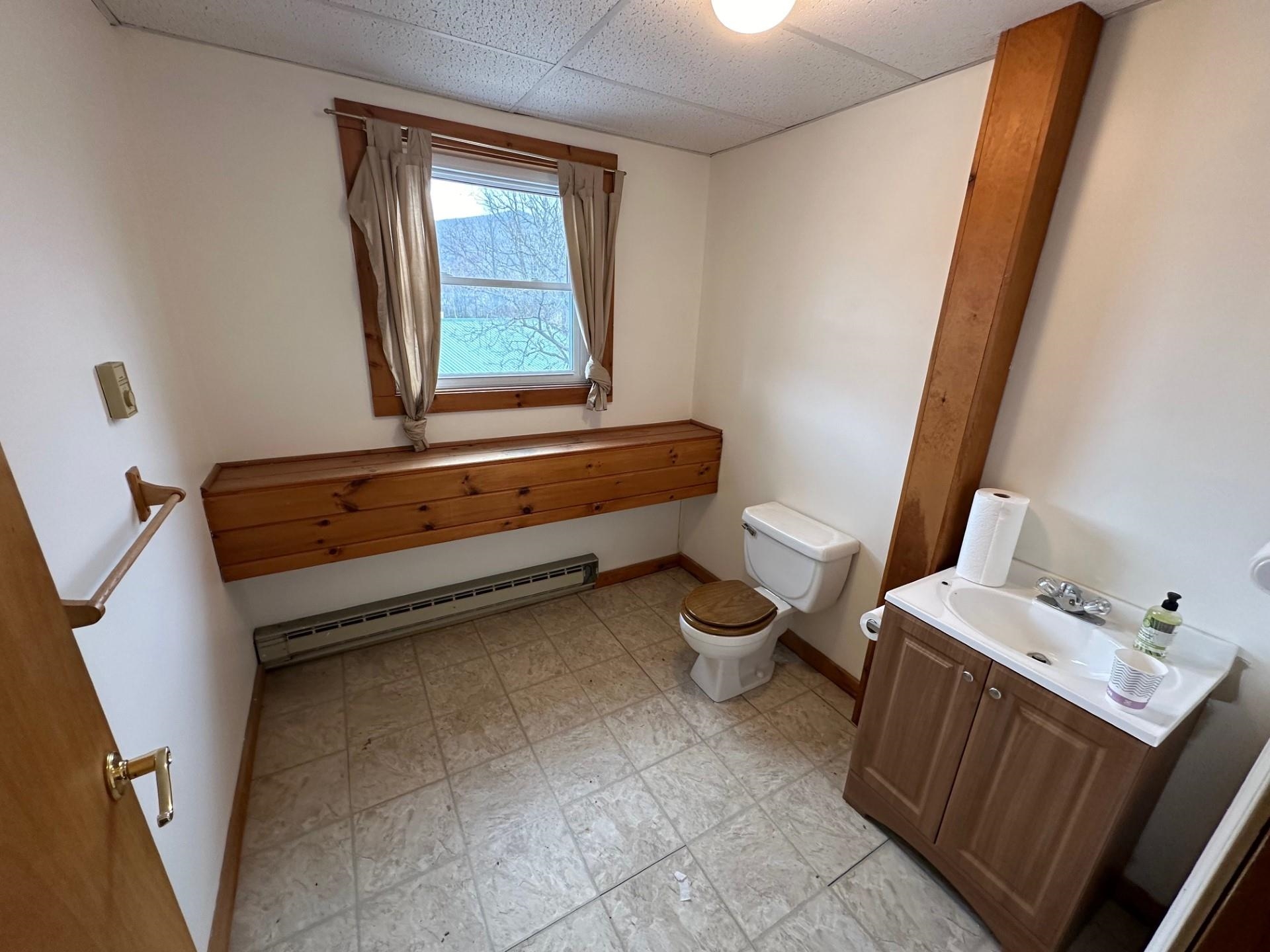 134 Woodstock Avenue Property Photo 21