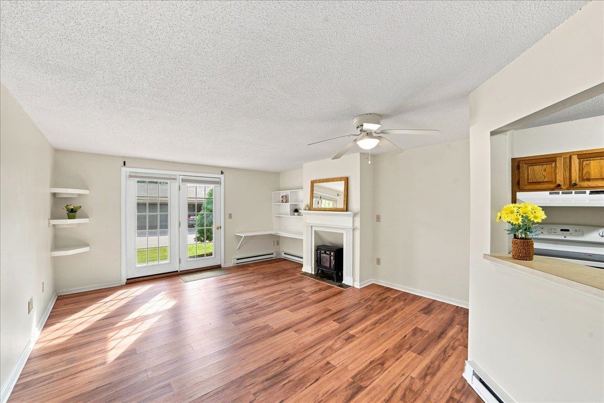 6133 The Terraces Property Photo 3