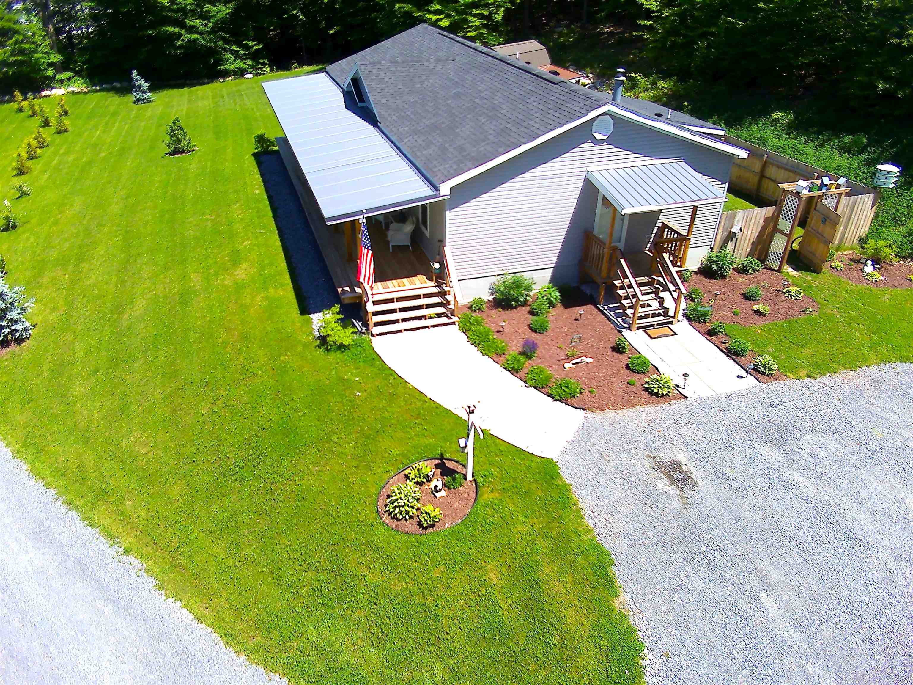 38 Oak Ridge Lane Property Photo 2
