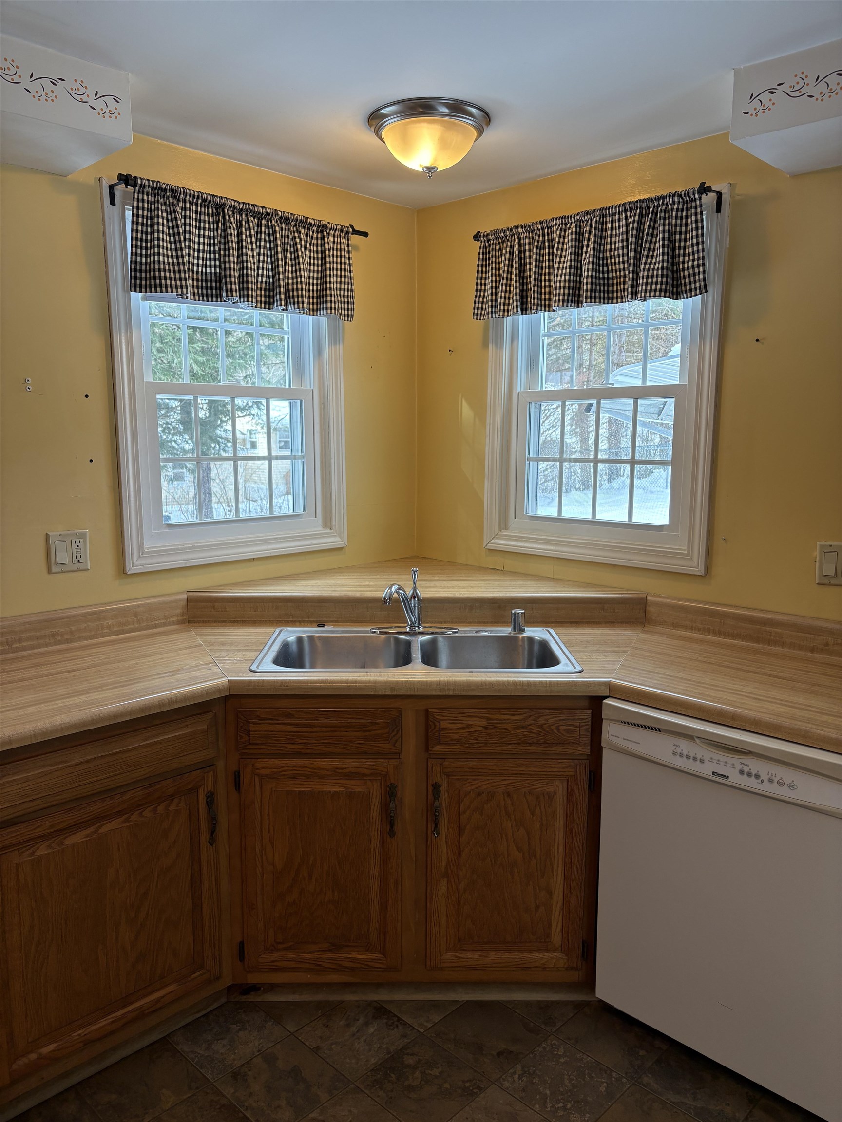 25 Sunset Drive Property Photo 6