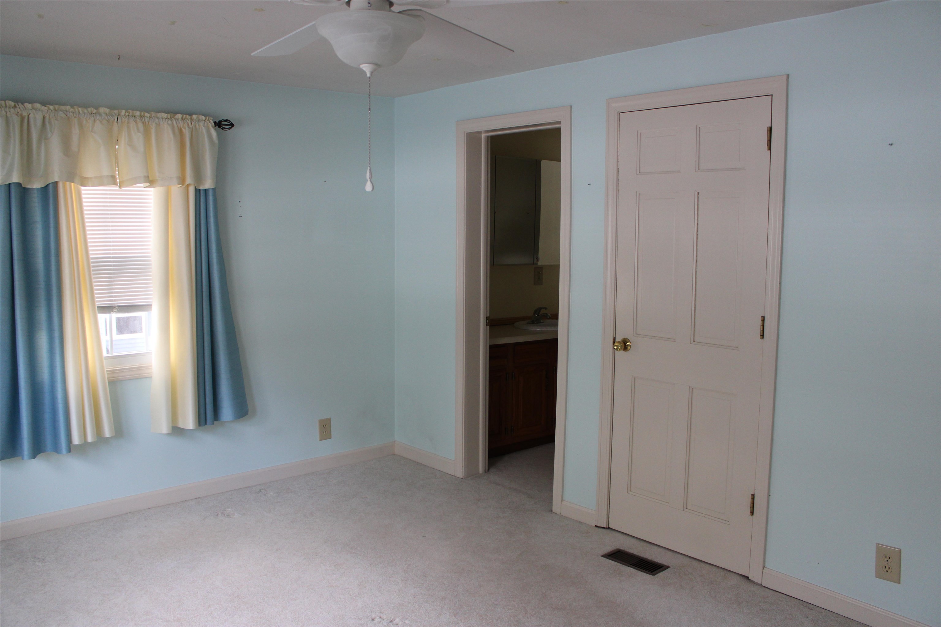 25 Sunset Drive Property Photo 15