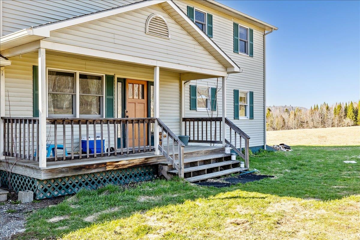 3614 Creek Road Property Photo 7