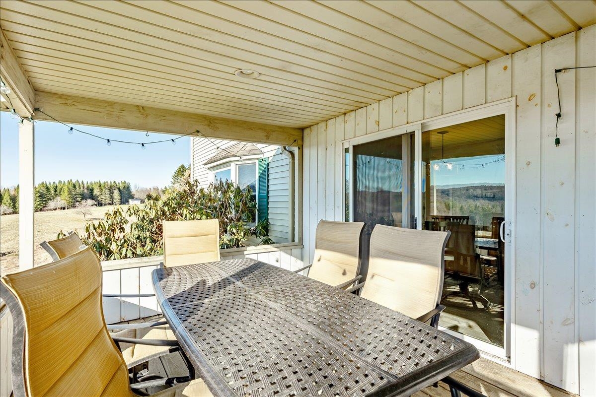 3614 Creek Road Property Photo 27