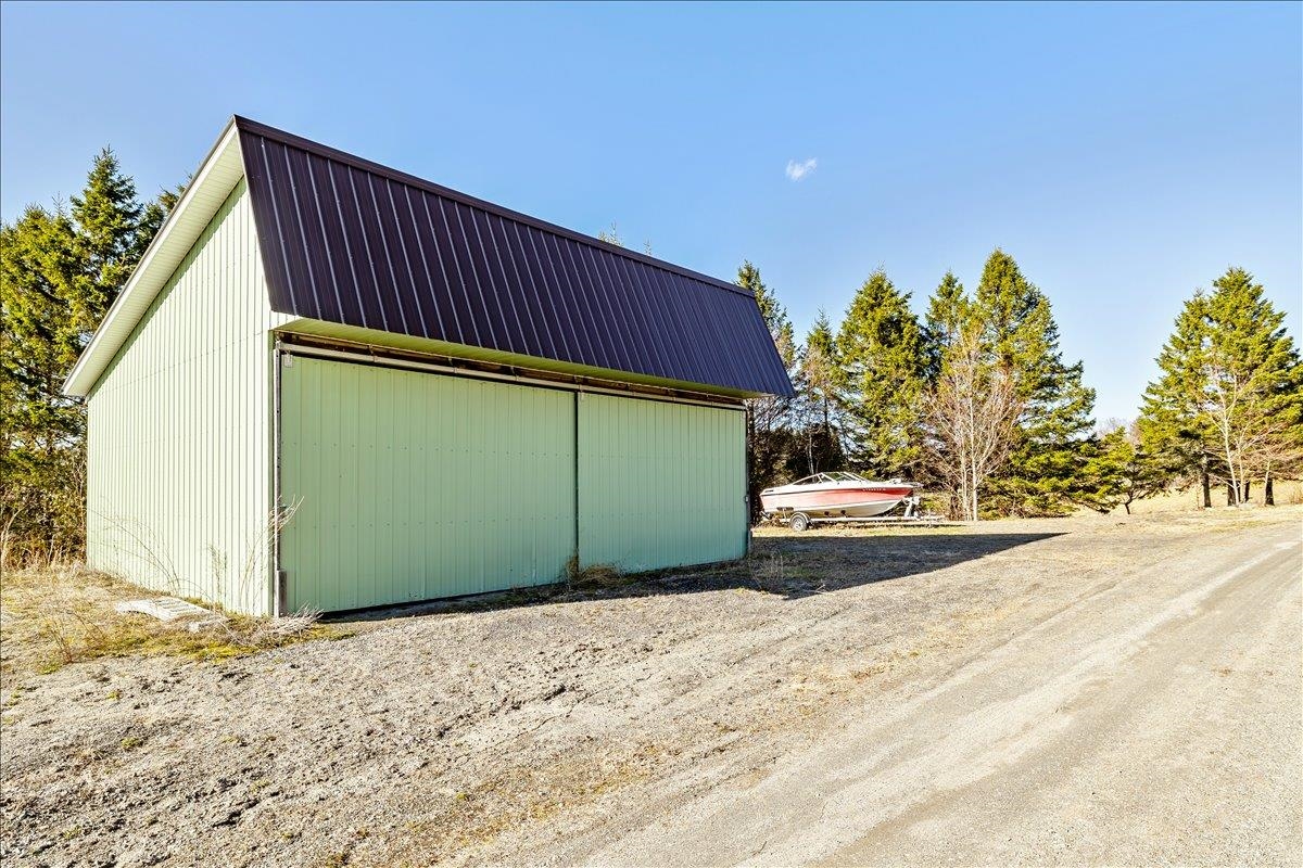 3614 Creek Road Property Photo 59