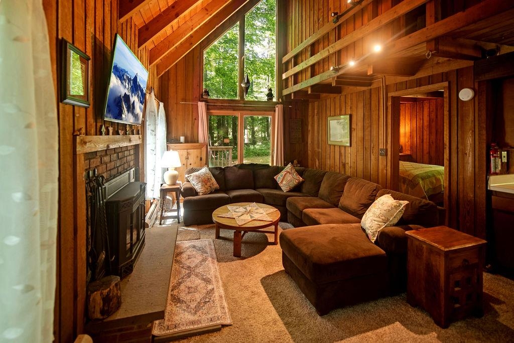 1 Frog Hollow Property Photo 14