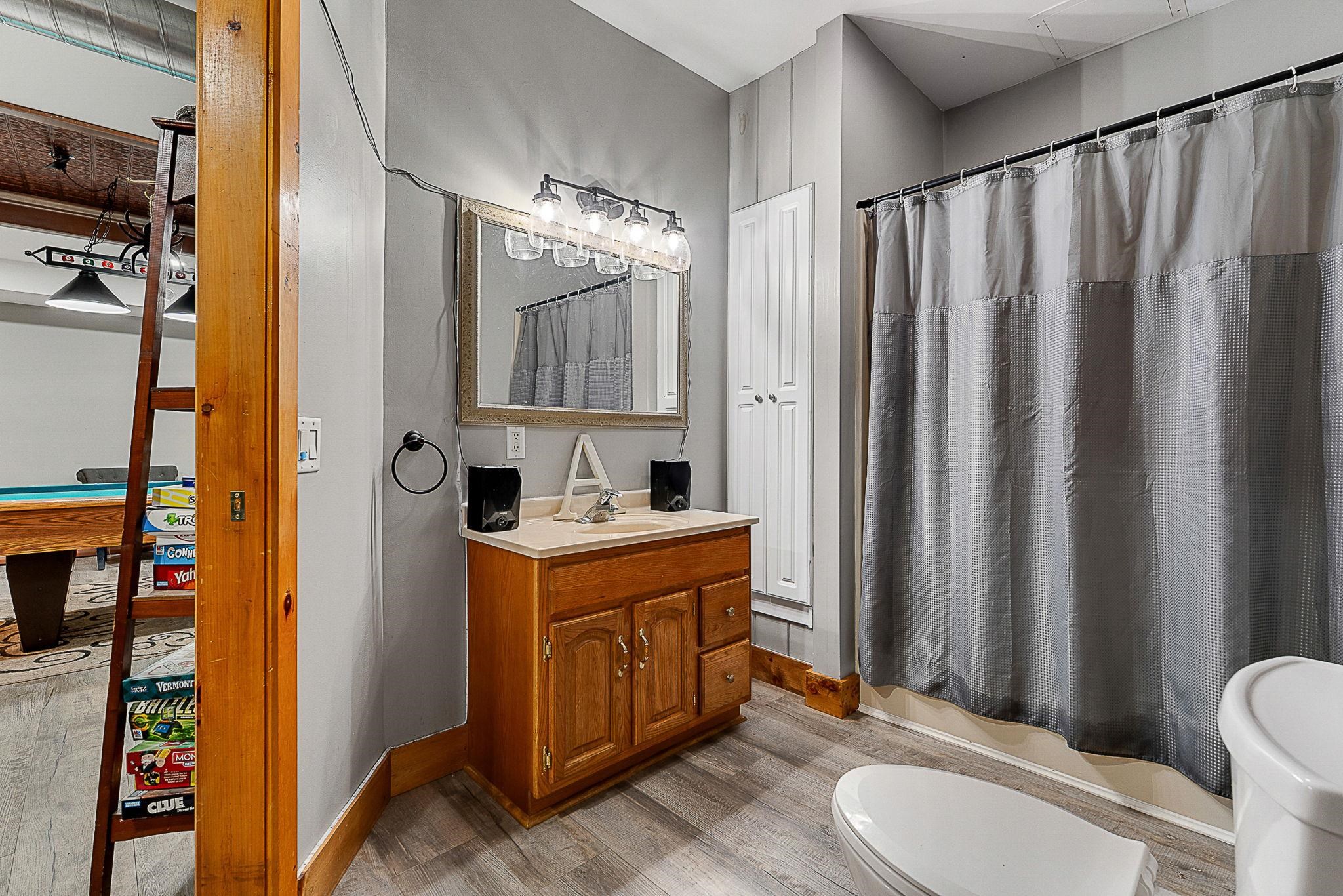 2139 Bronson Road Property Photo 40
