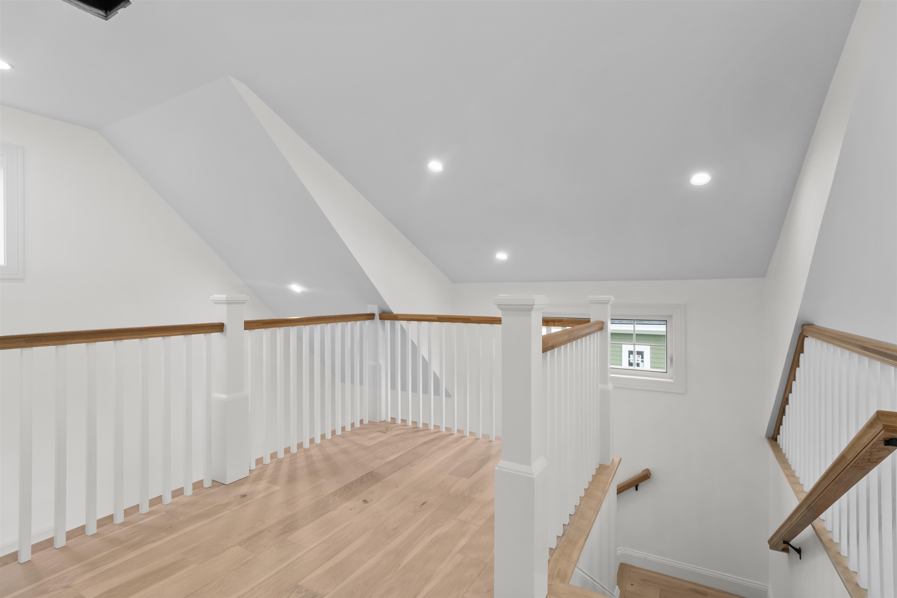 8 Benjamin Lane Property Photo 21