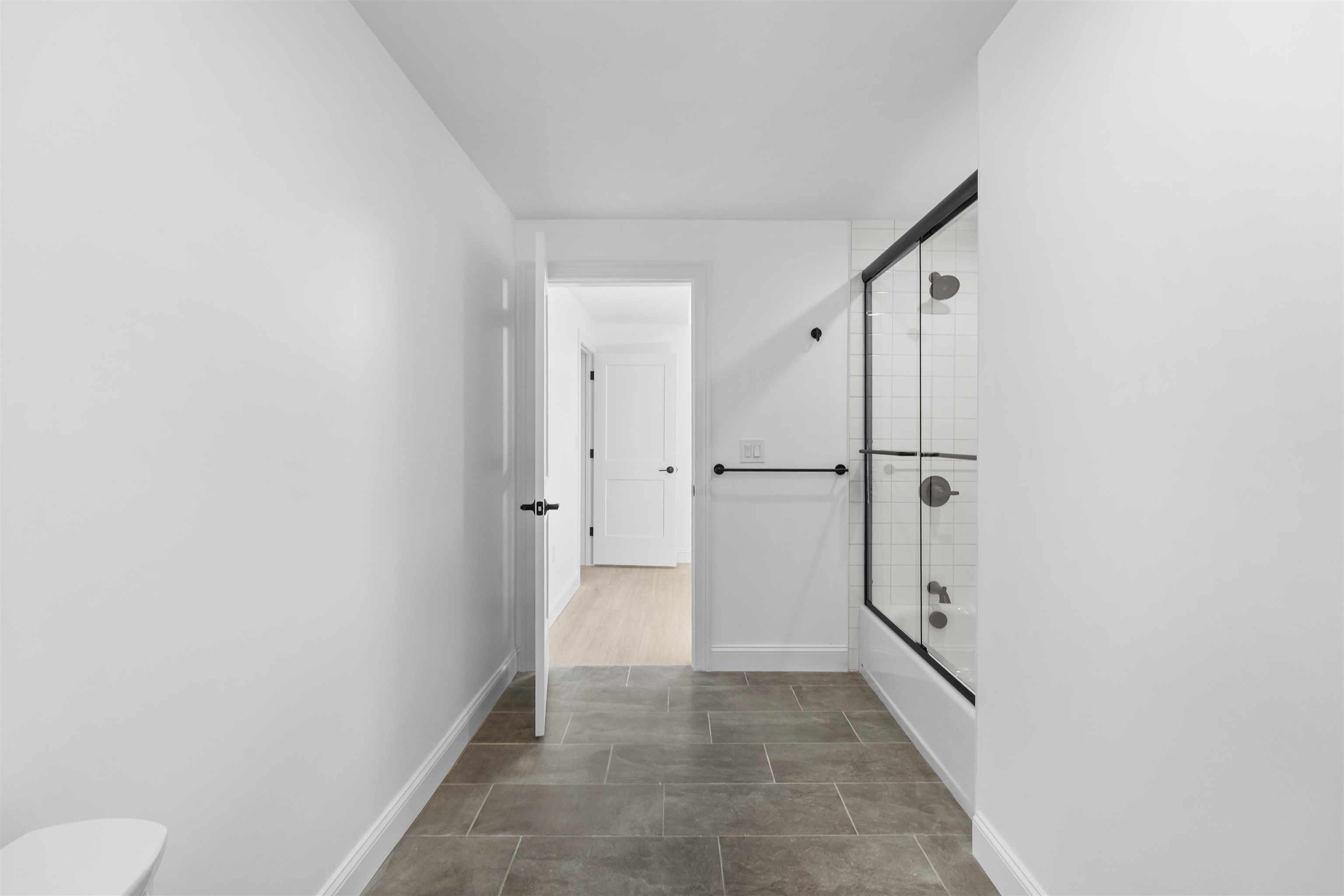 8 Benjamin Lane Property Photo 25