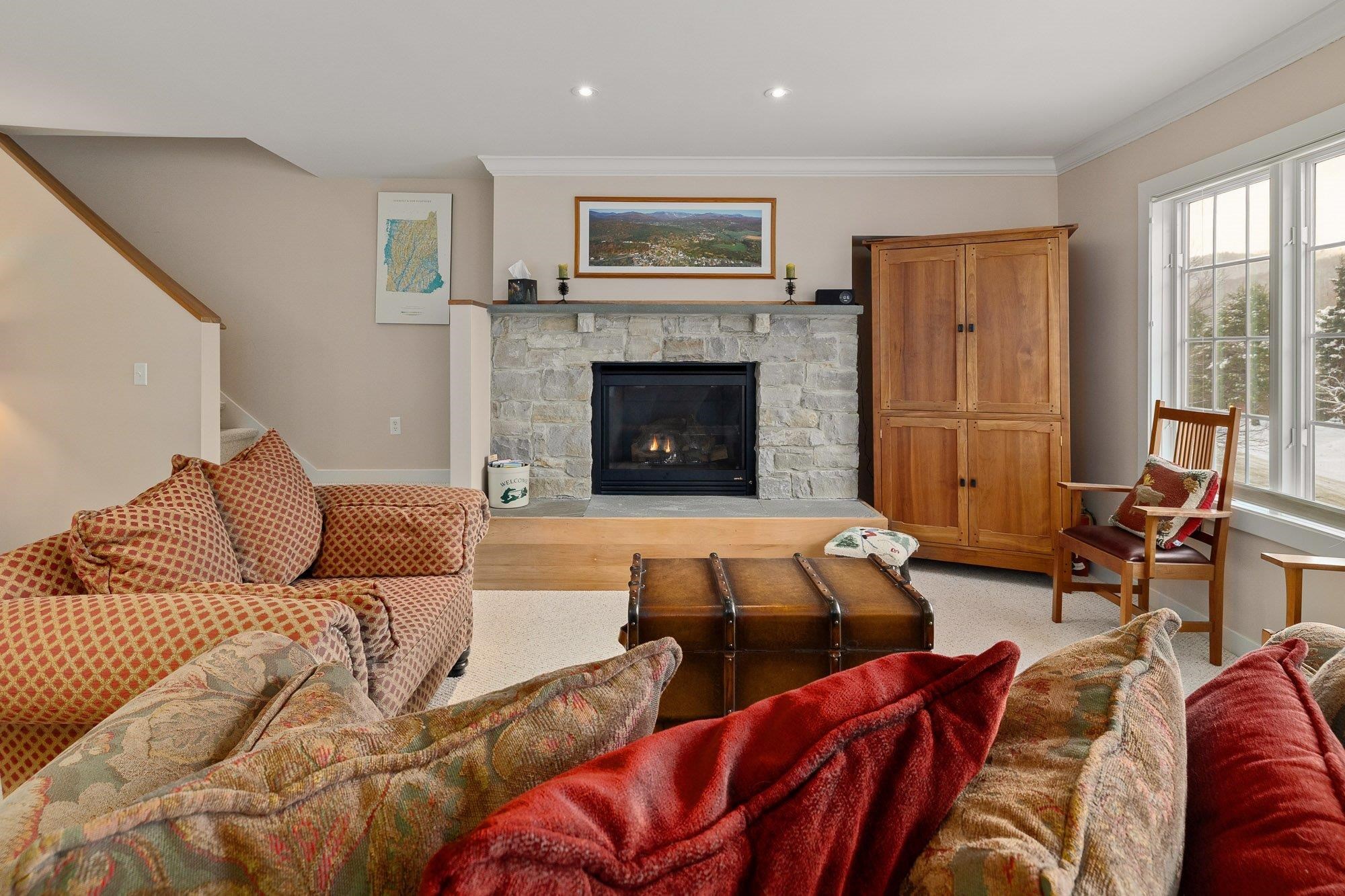 646 Topnotch Drive Property Photo 14