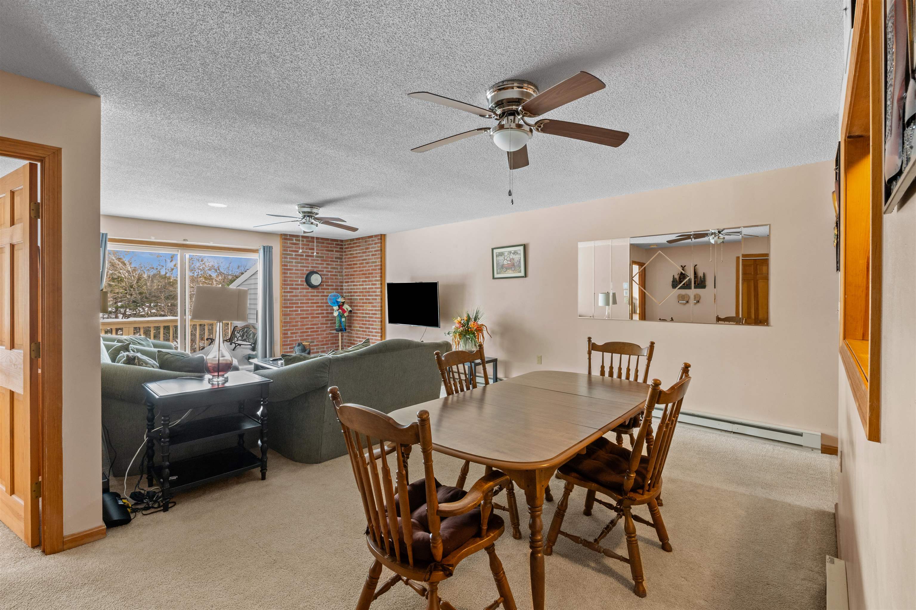 77 Northbrook Circle Property Photo 3