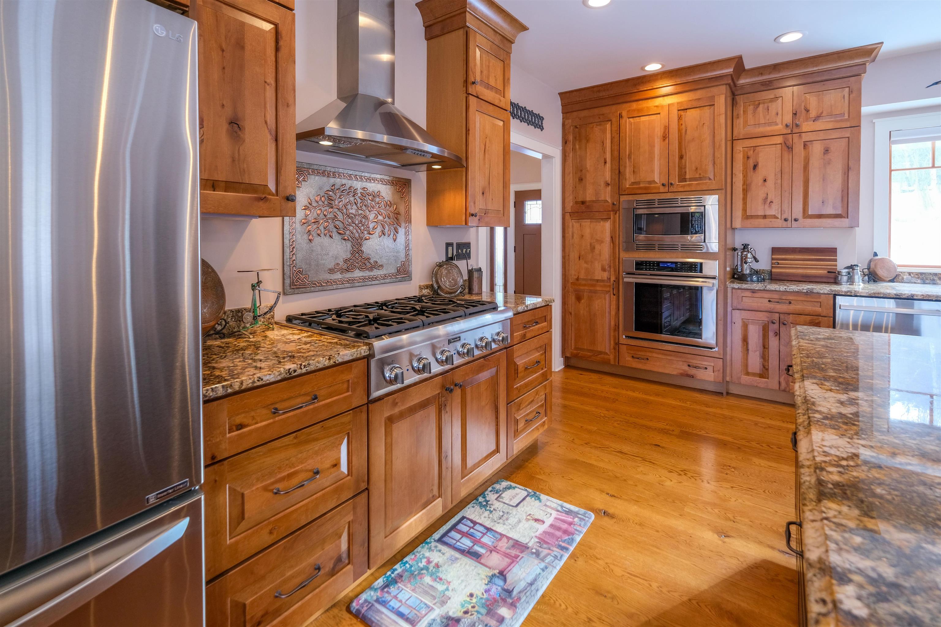 42 Deerfield Drive Property Photo 13