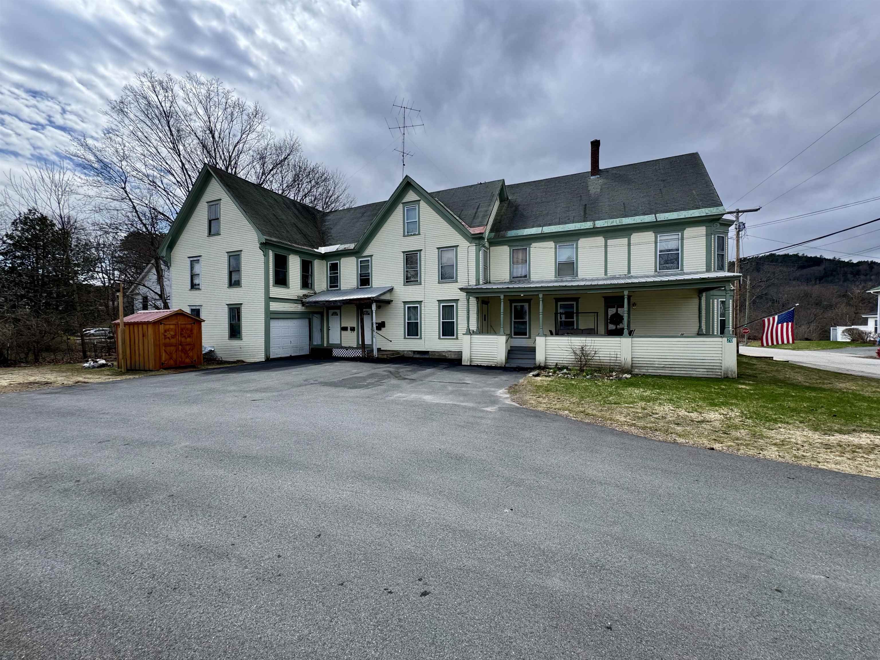 20 Pine Street Property Photo 1