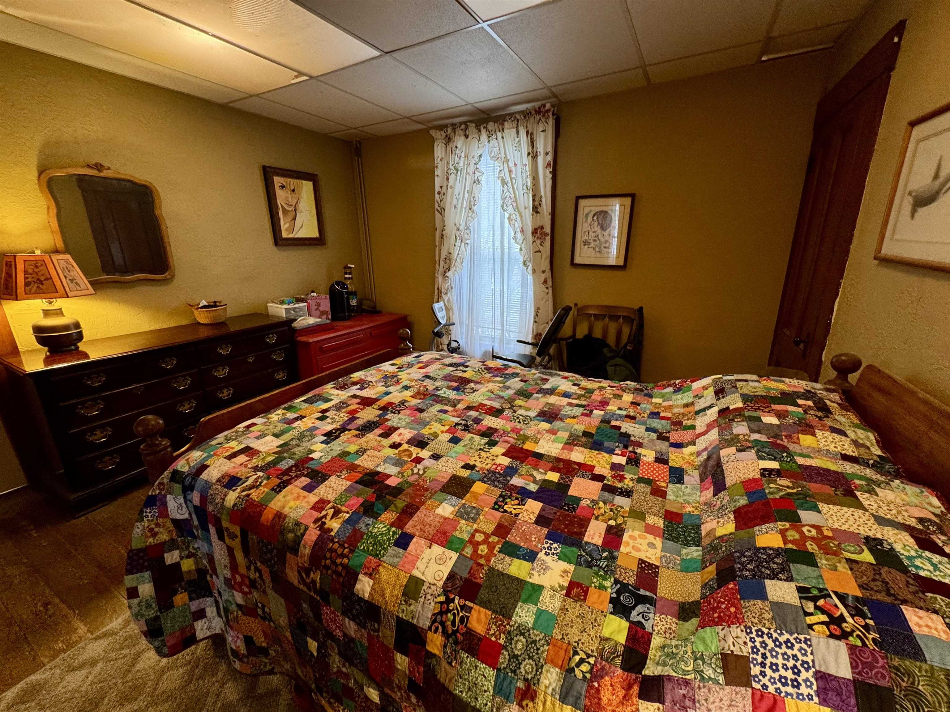 20 Pine Street Property Photo 15